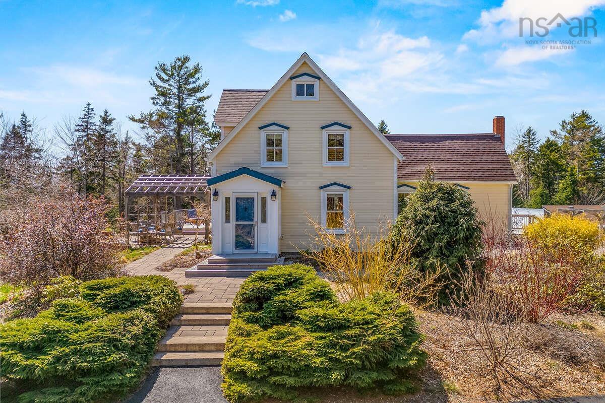 215 Conrads Road, Hubbards, NS (MLS® 202609633) | Hubbards Real Estate | RE/MAX Halifax