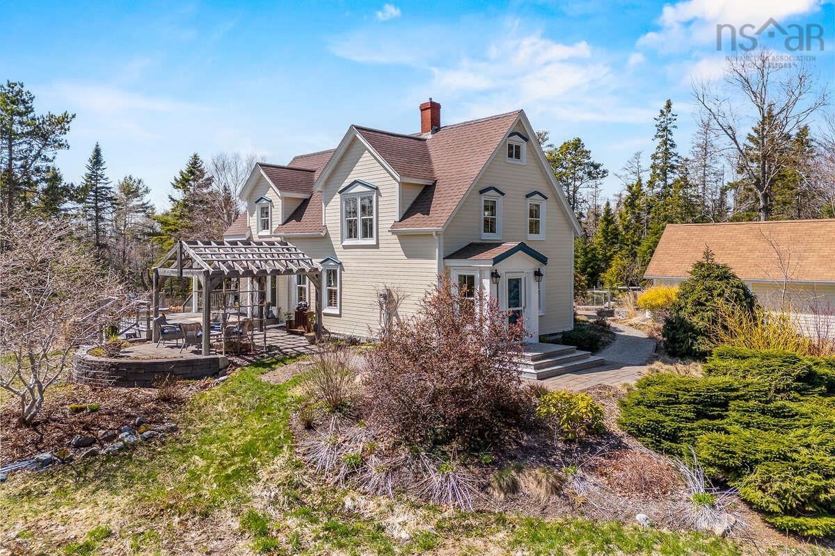 215 Conrads Road, Hubbards, NS (MLS 202609633)