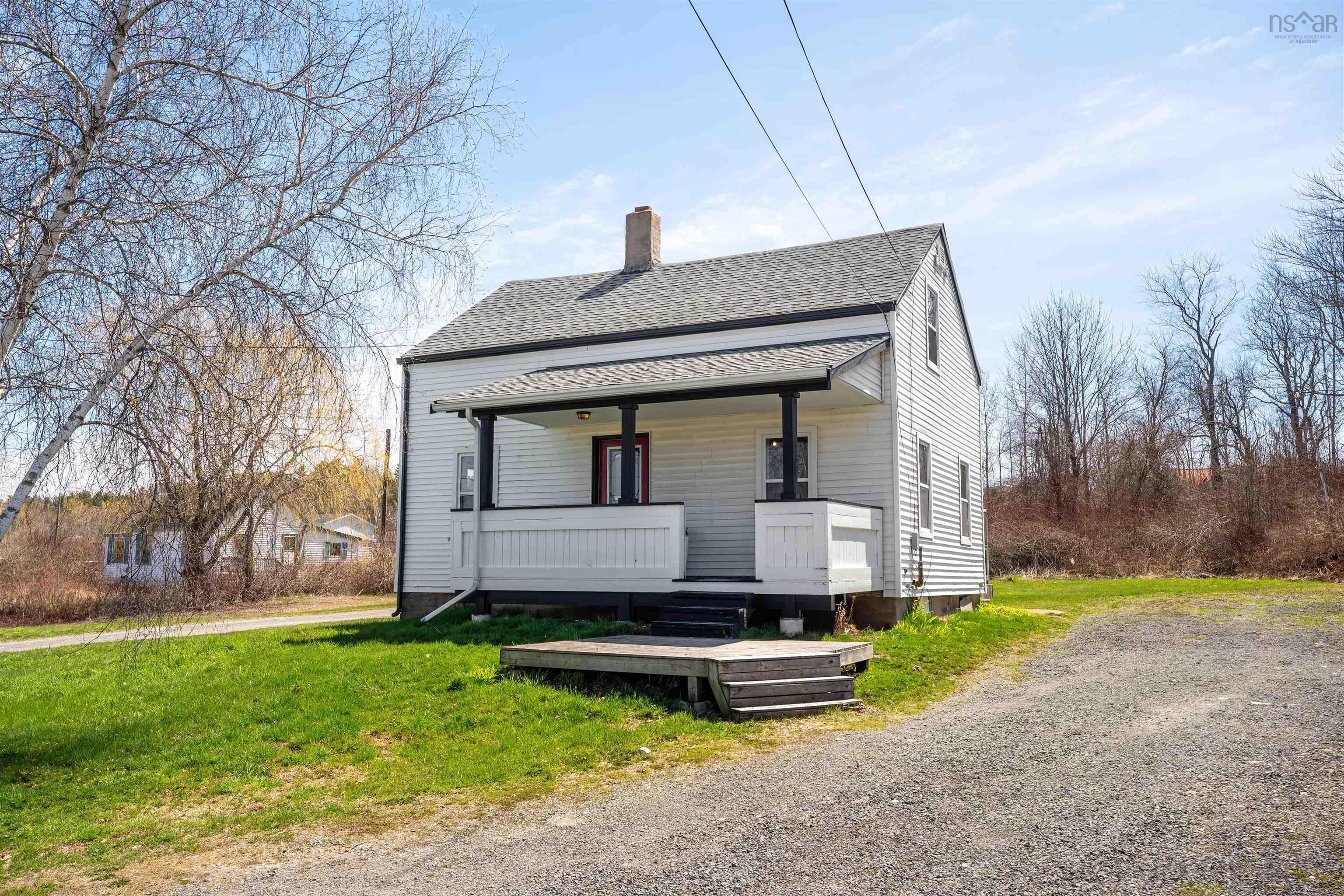 $379,000.00: 324 Wentworth Road, Windsor