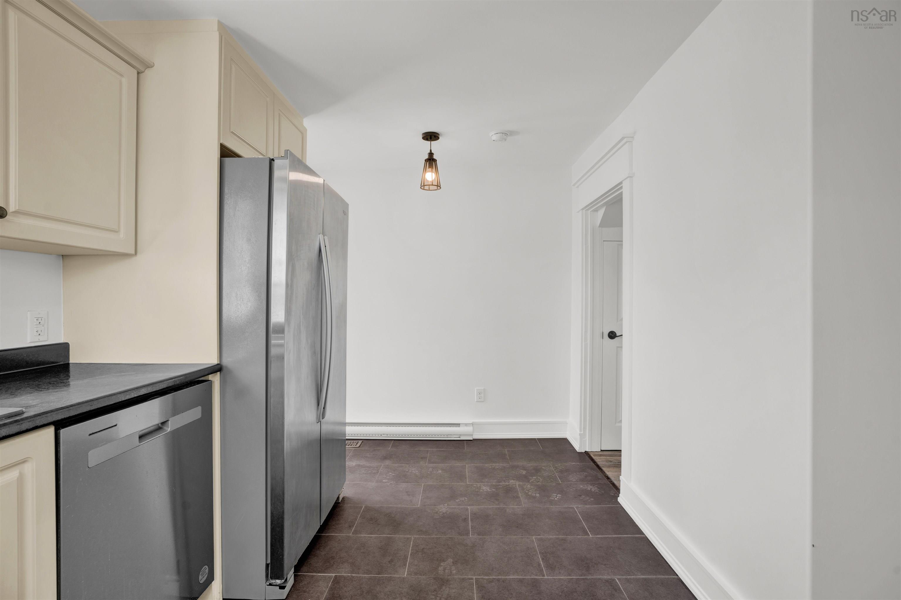$379,000.00: 324 Wentworth Road, Windsor