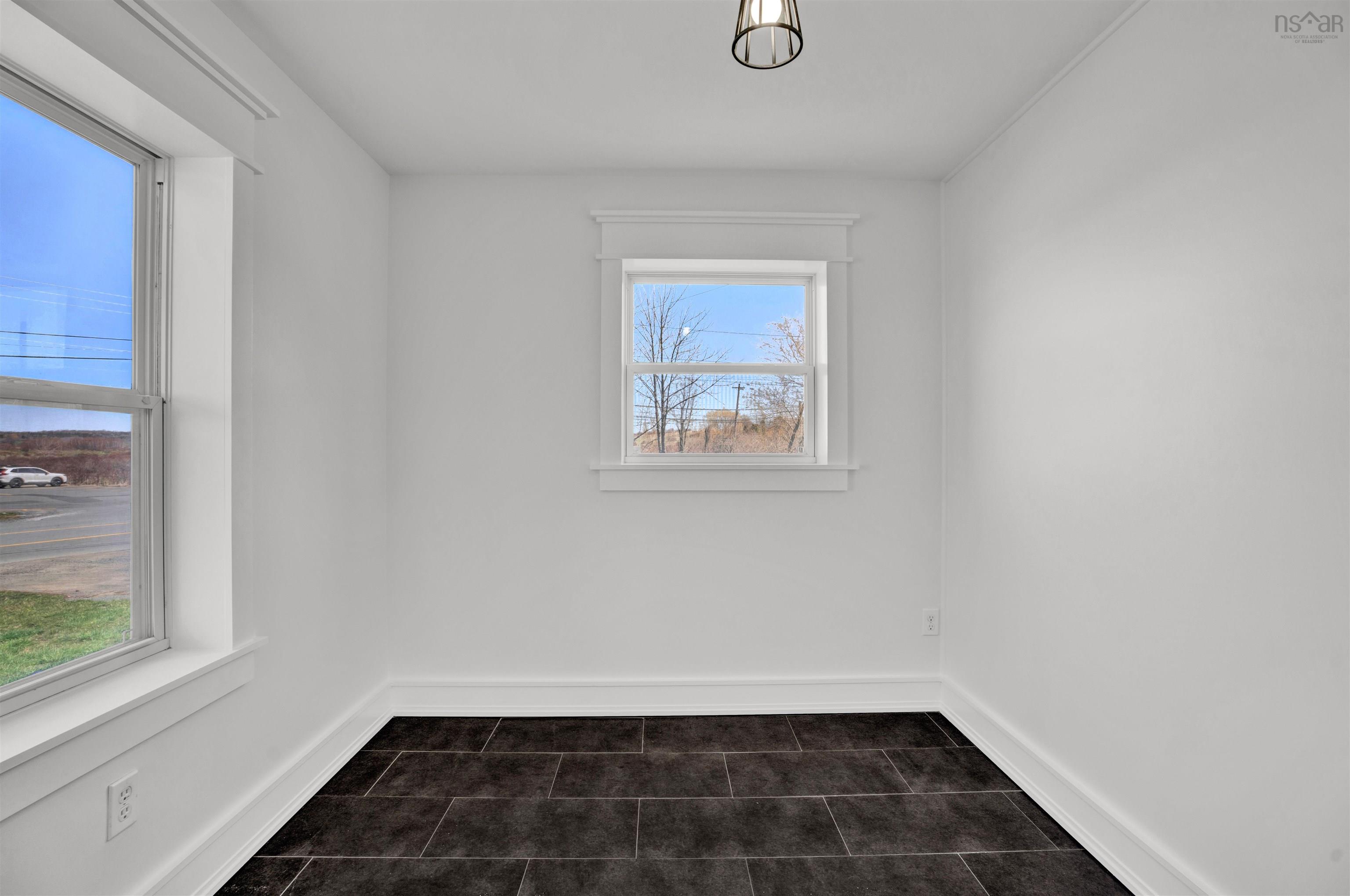 $379,000.00: 324 Wentworth Road, Windsor
