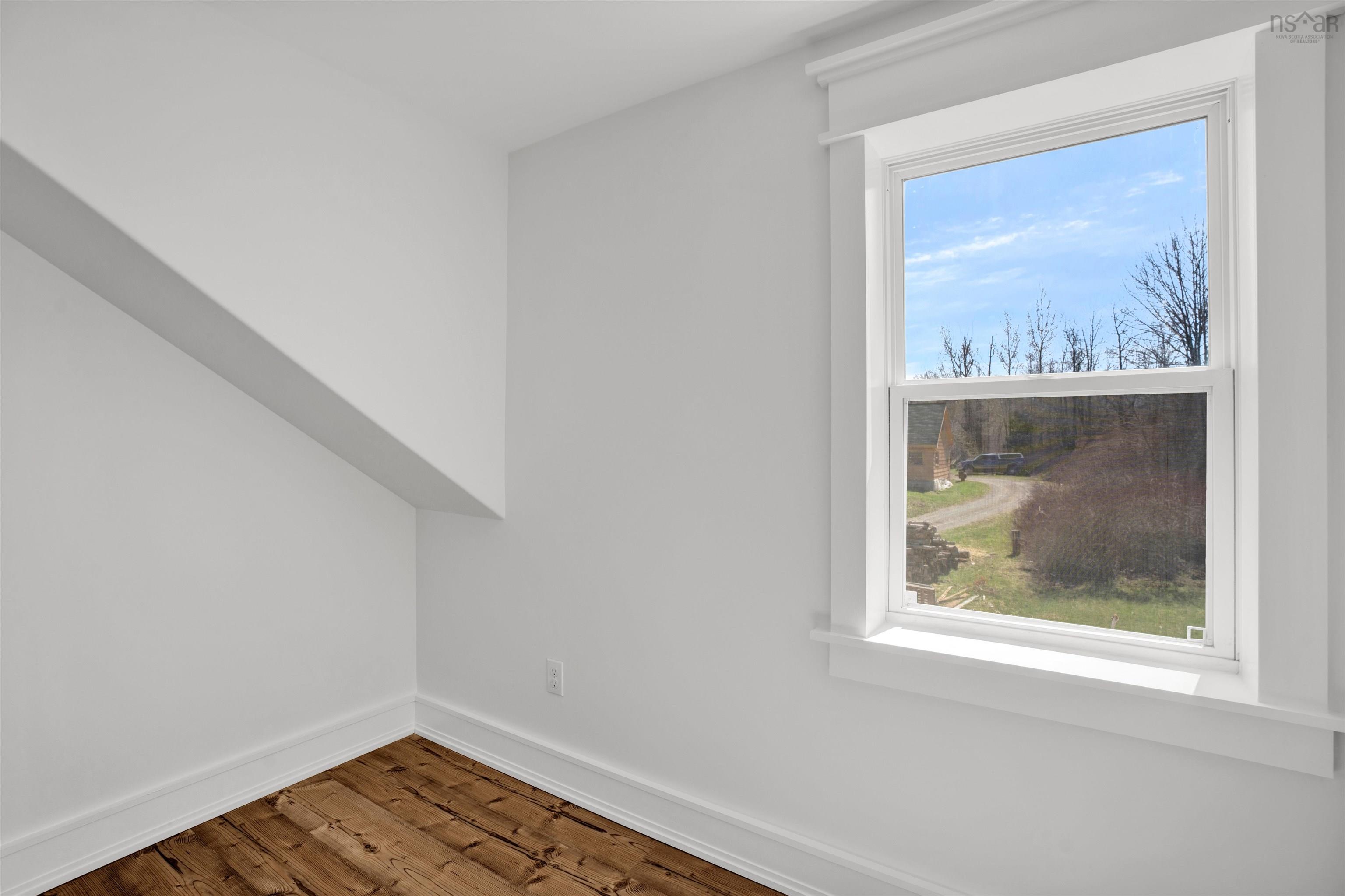 $379,000.00: 324 Wentworth Road, Windsor