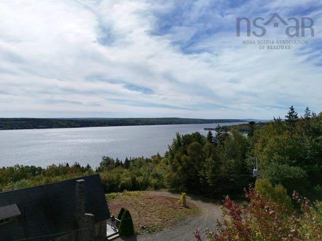 $799,000.00: 935 Big Harbour Road, Big Harbour