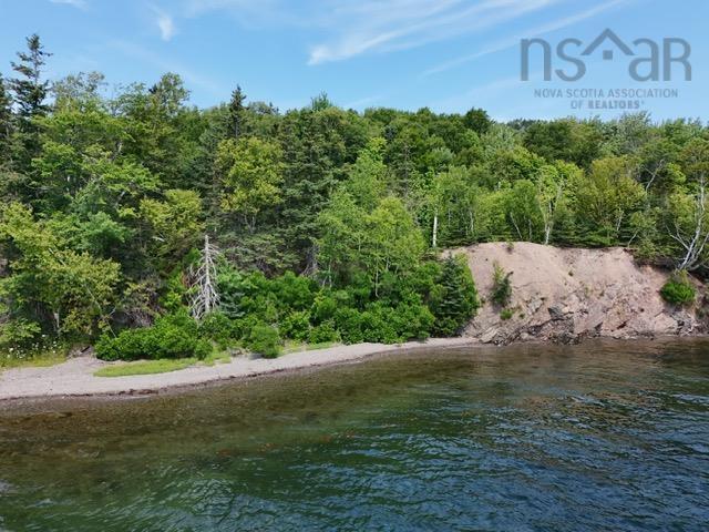 $799,000.00: 935 Big Harbour Road, Big Harbour