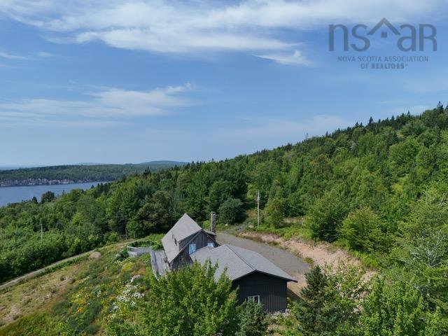 $799,000.00: 935 Big Harbour Road, Big Harbour