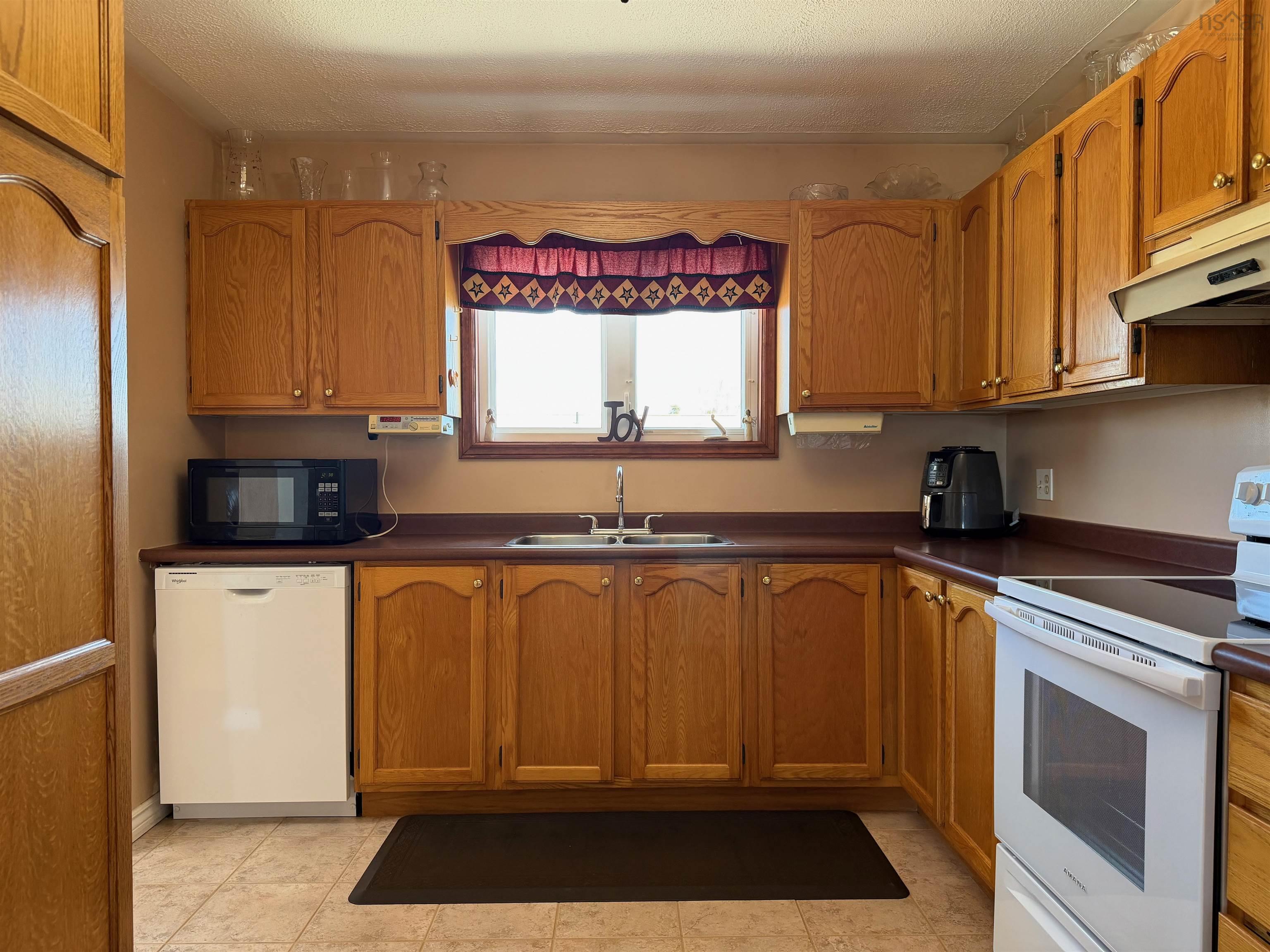 $359,500.00: 40 James Street, Yarmouth