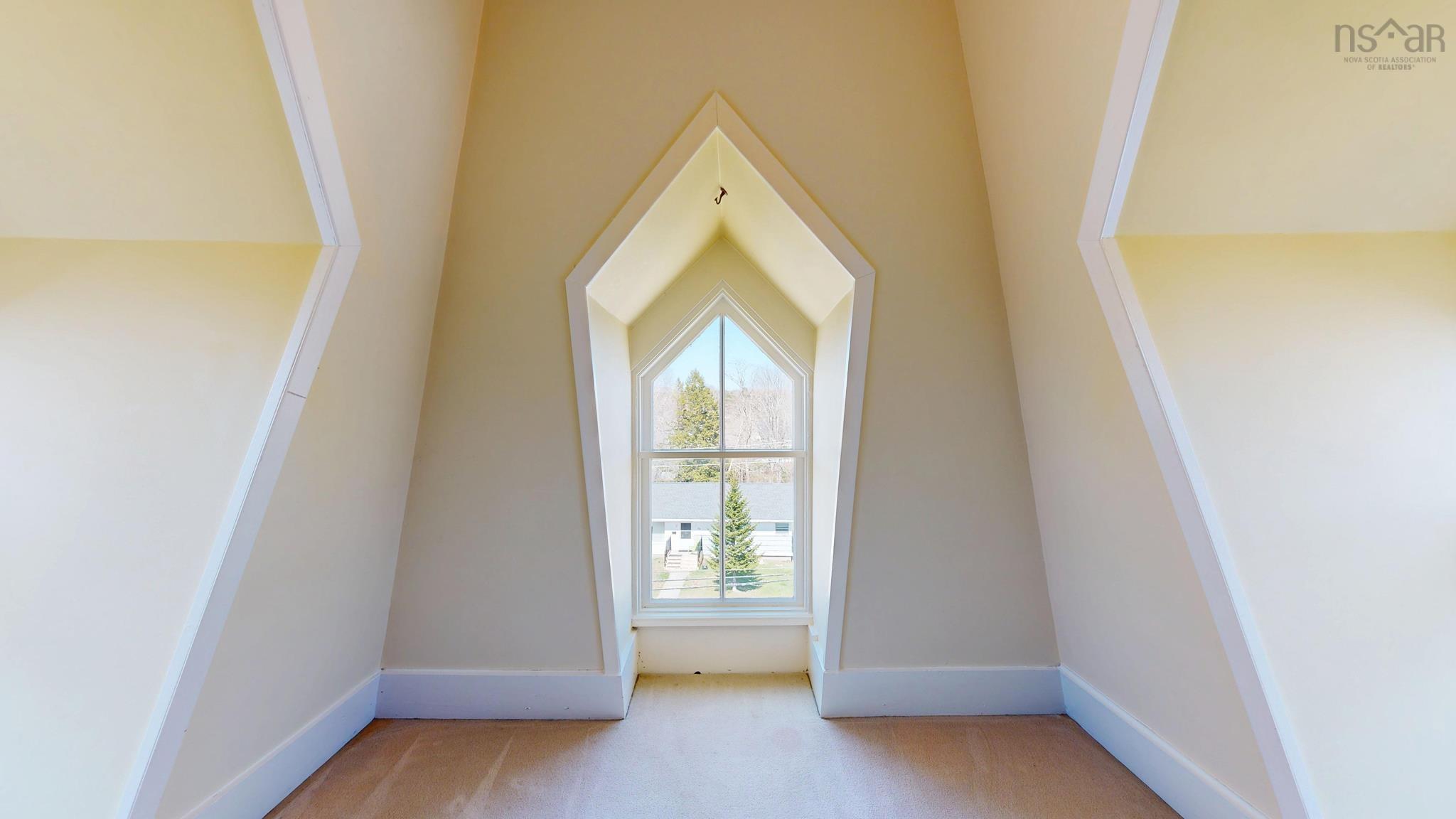 $799,000.00: 40 Pleasant Street, Mahone Bay