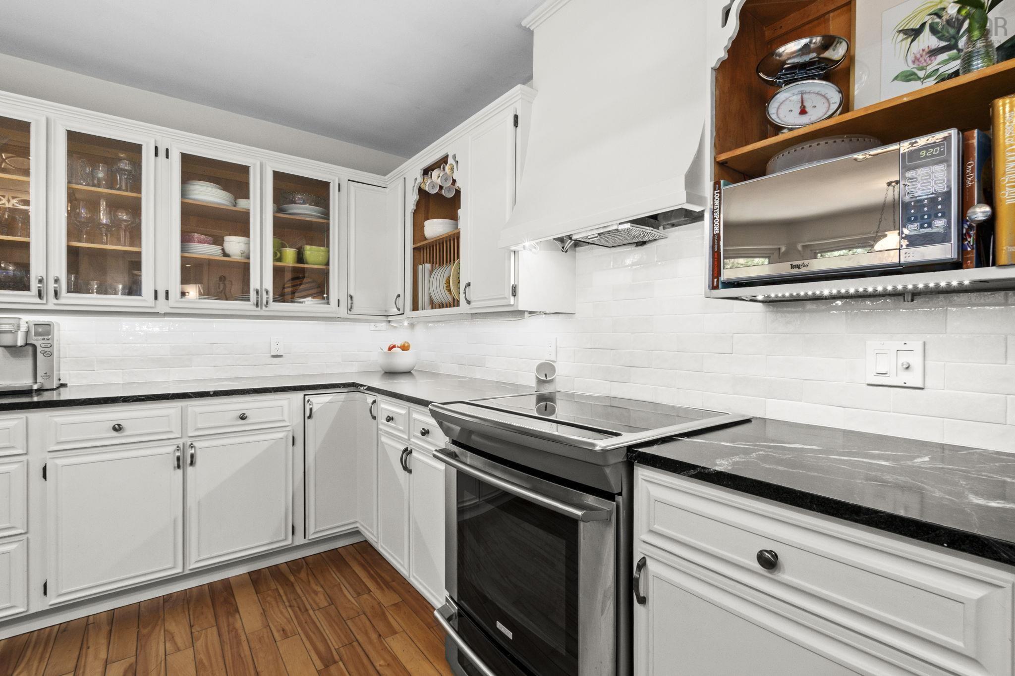 35 Golf Links Road, Bedford, NS (MLS 202609659)