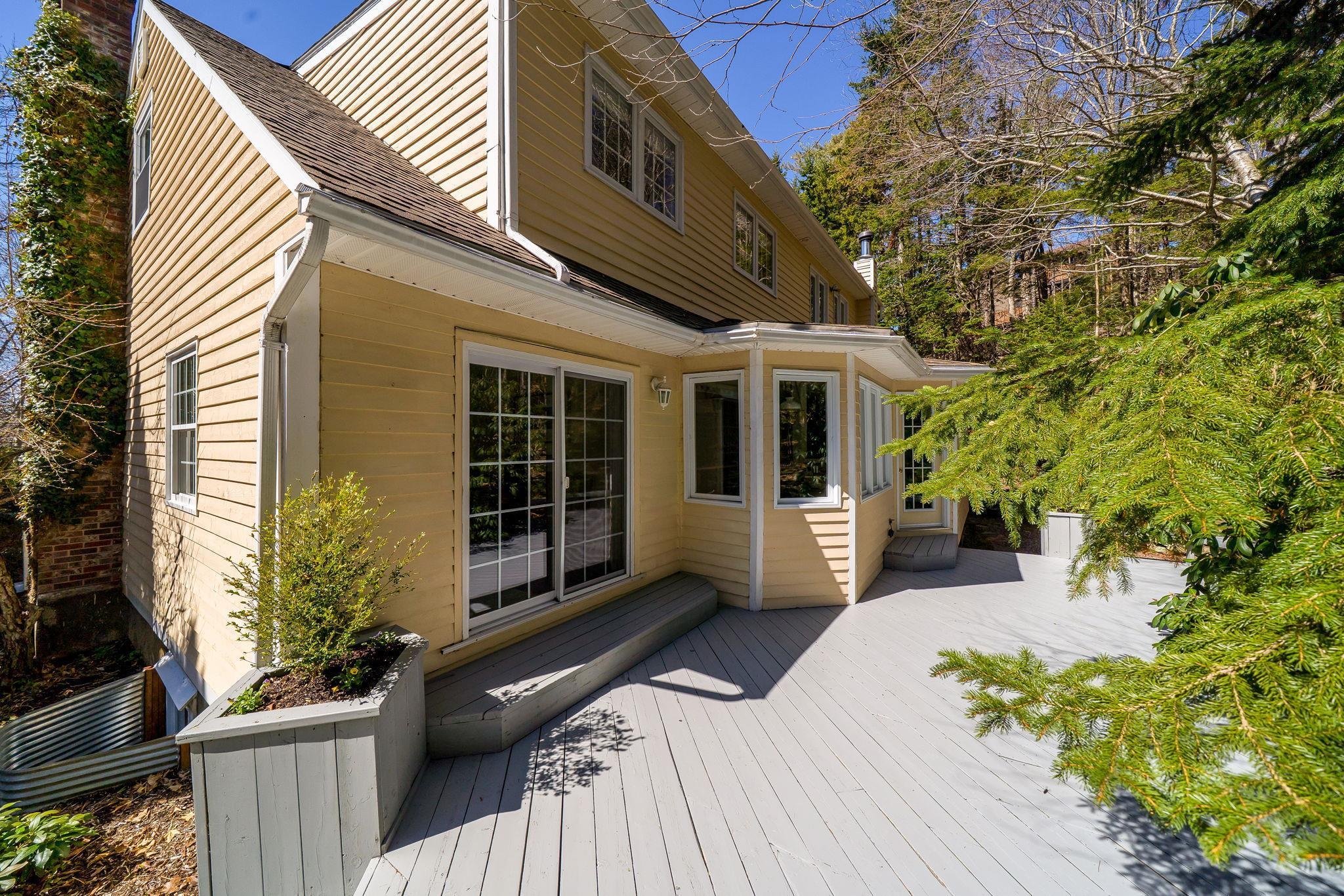 35 Golf Links Road, Bedford, NS (MLS 202609659)