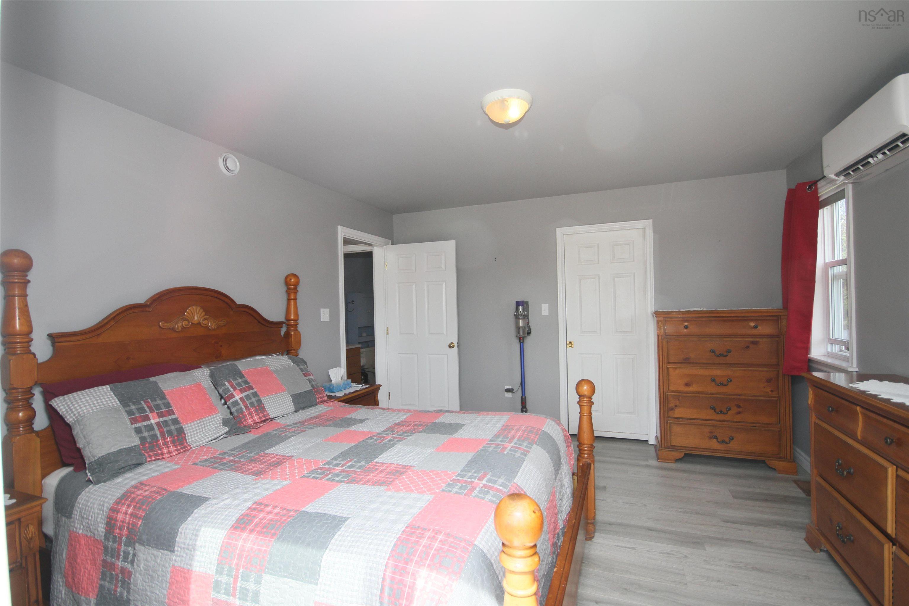 $445,000.00: 543 Lower River Road, Cleveland