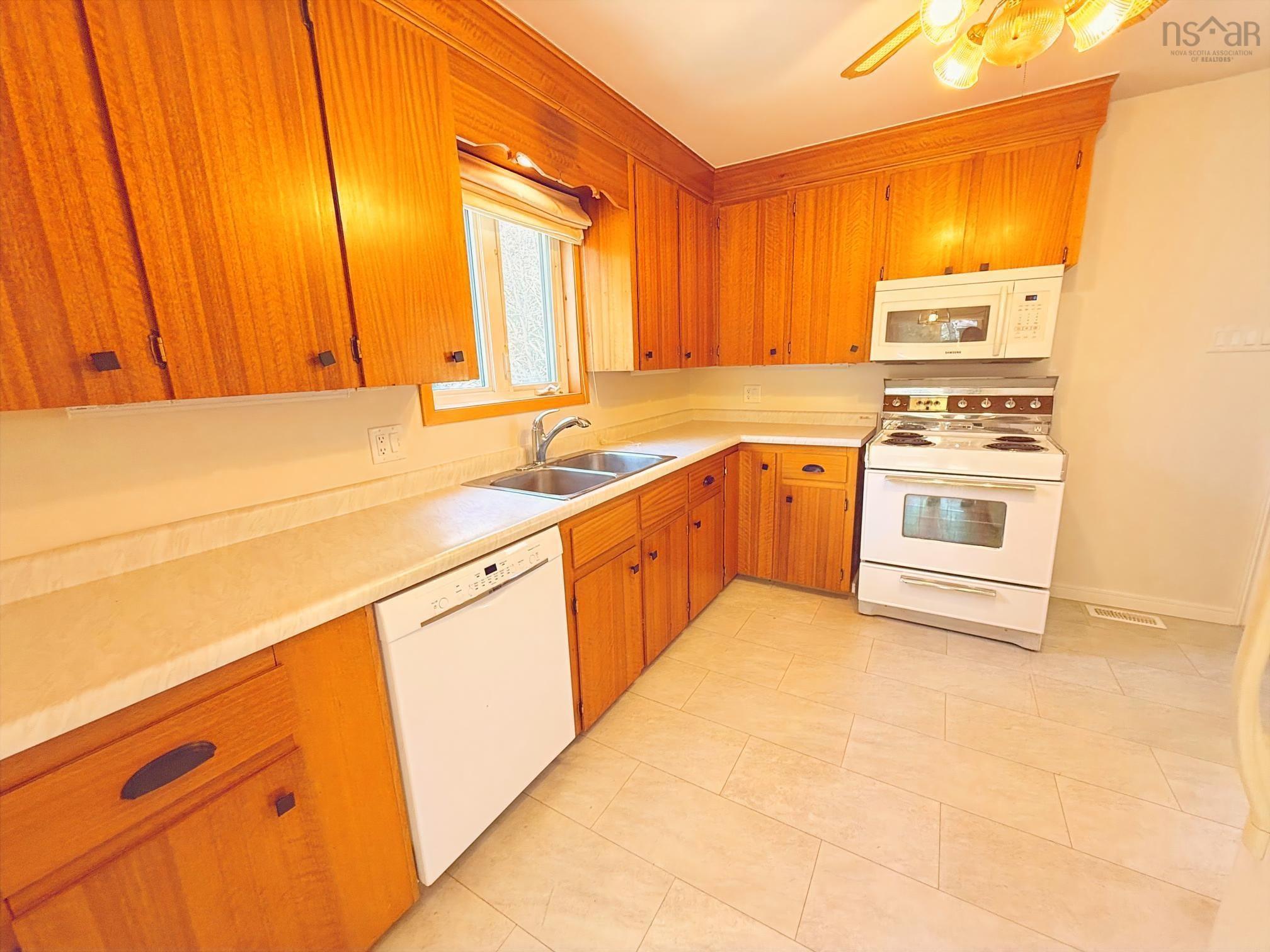 $399,900.00: 293 Kydd Street, Bridgewater