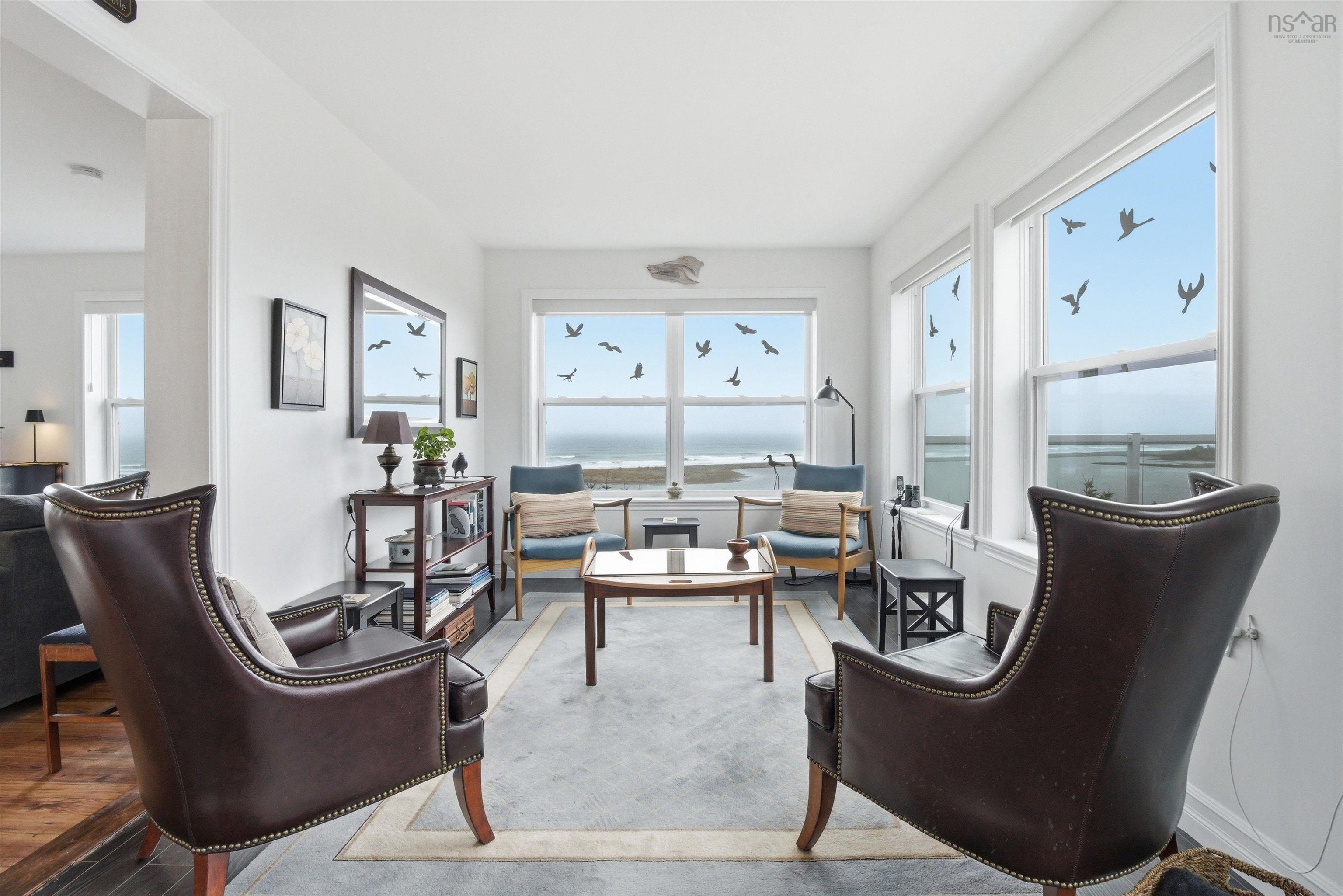 $879,900.00: 49 Kaakwogook Way, Clam Bay