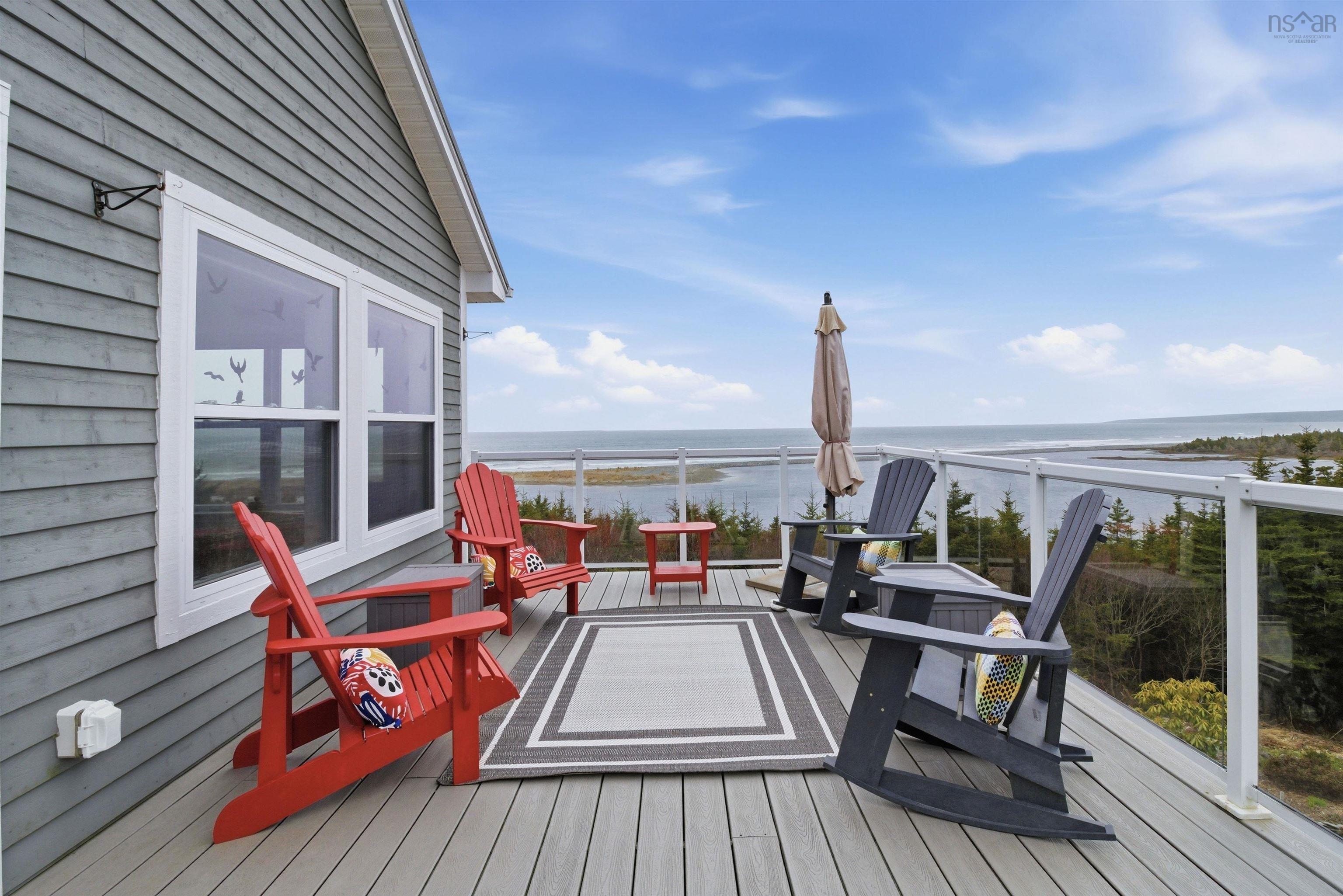 $879,900.00: 49 Kaakwogook Way, Clam Bay