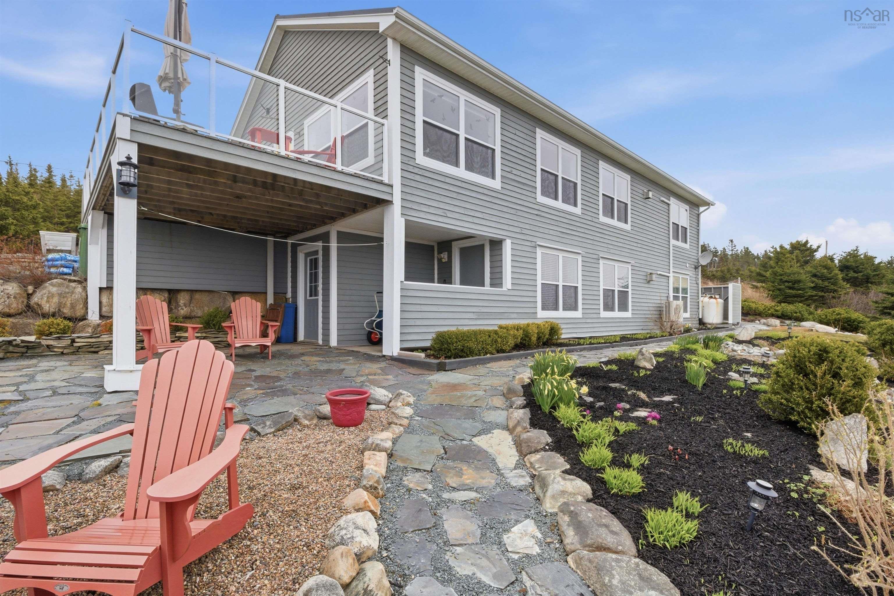 $879,900.00: 49 Kaakwogook Way, Clam Bay