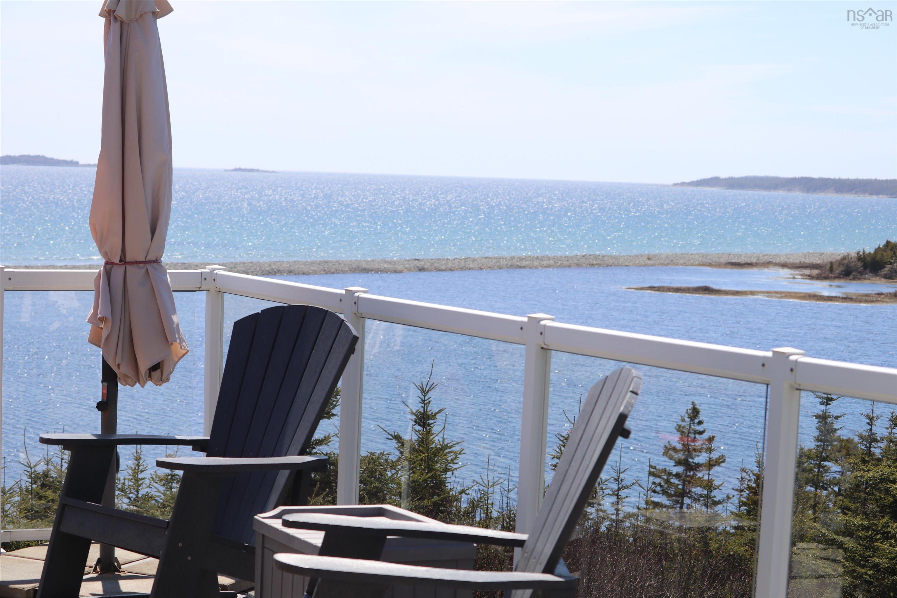 $879,900.00: 49 Kaakwogook Way, Clam Bay