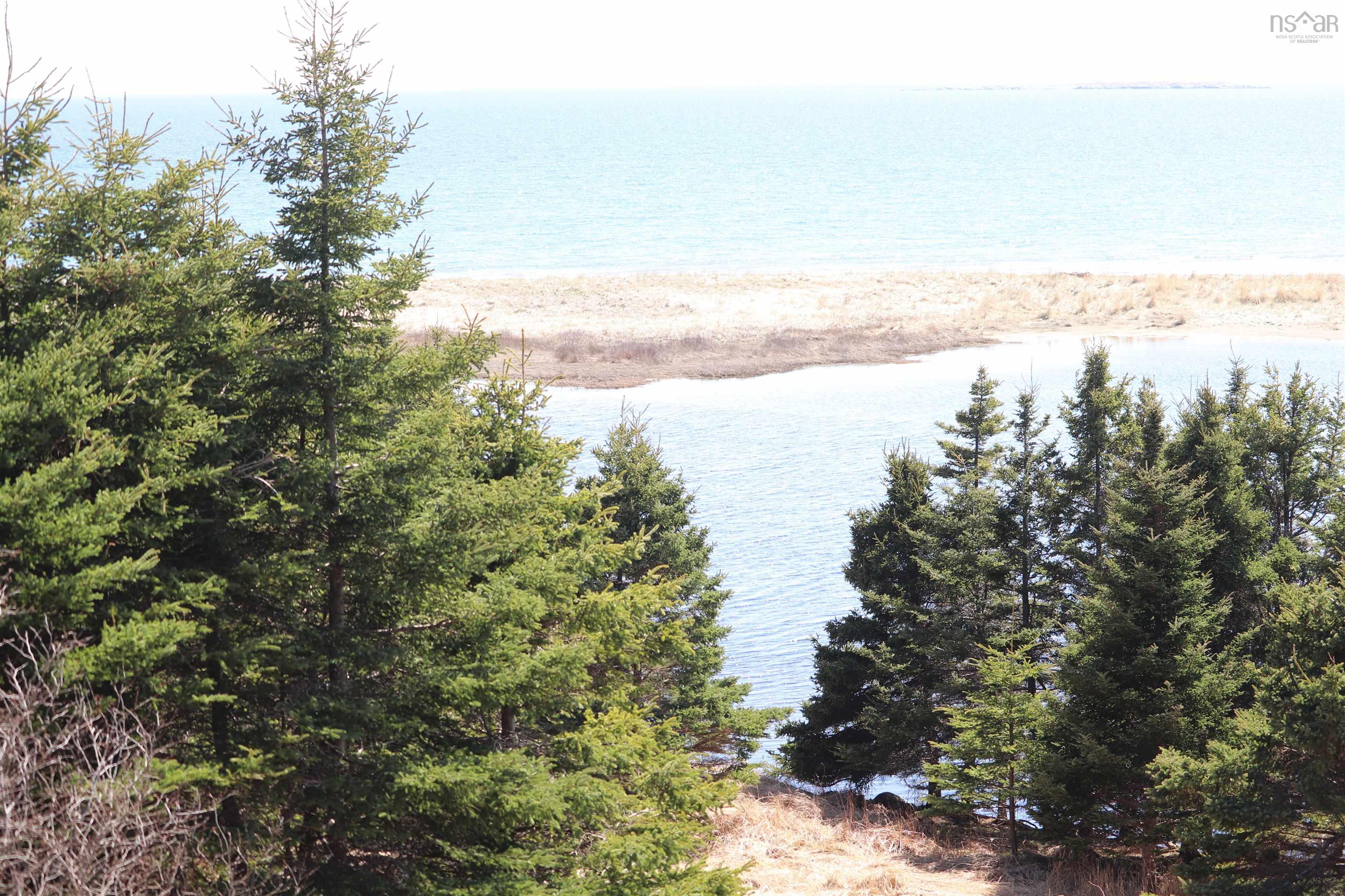 $879,900.00: 49 Kaakwogook Way, Clam Bay