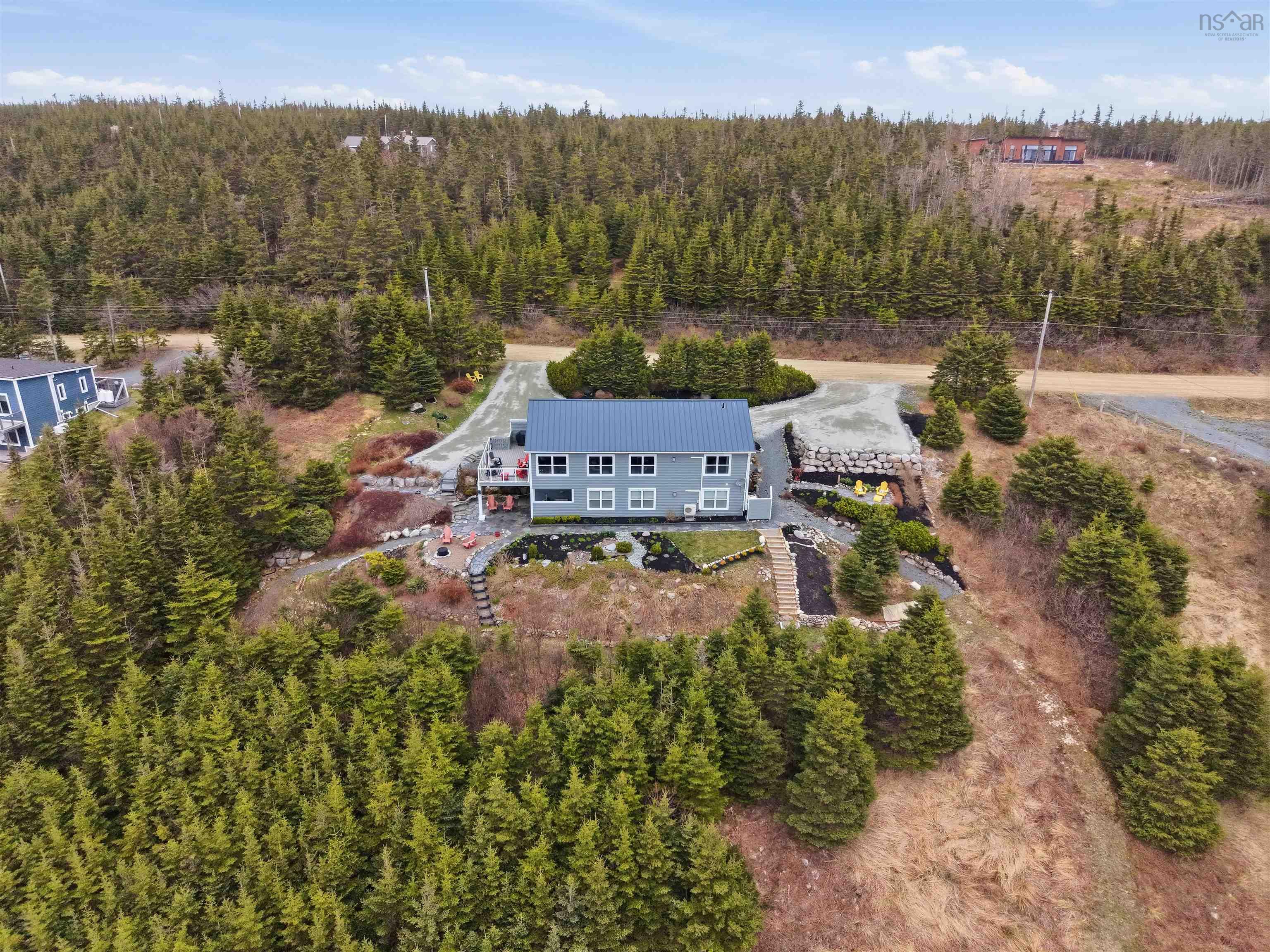 $879,900.00: 49 Kaakwogook Way, Clam Bay