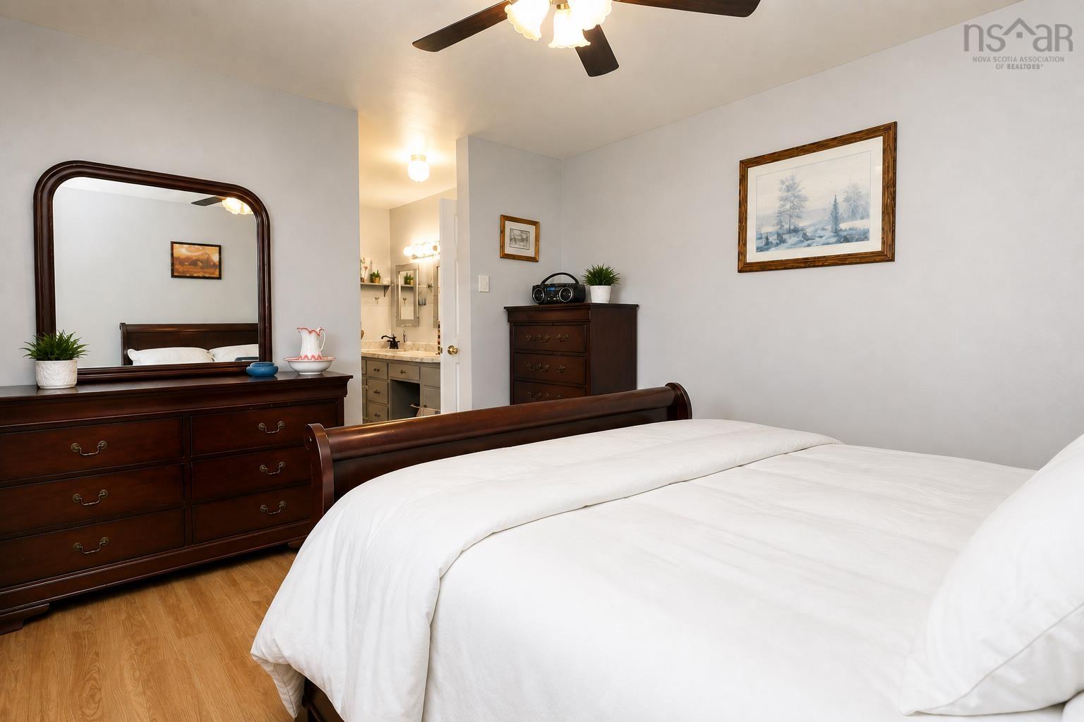 $469,900.00: 39 Fletcher Lane, Brooklyn