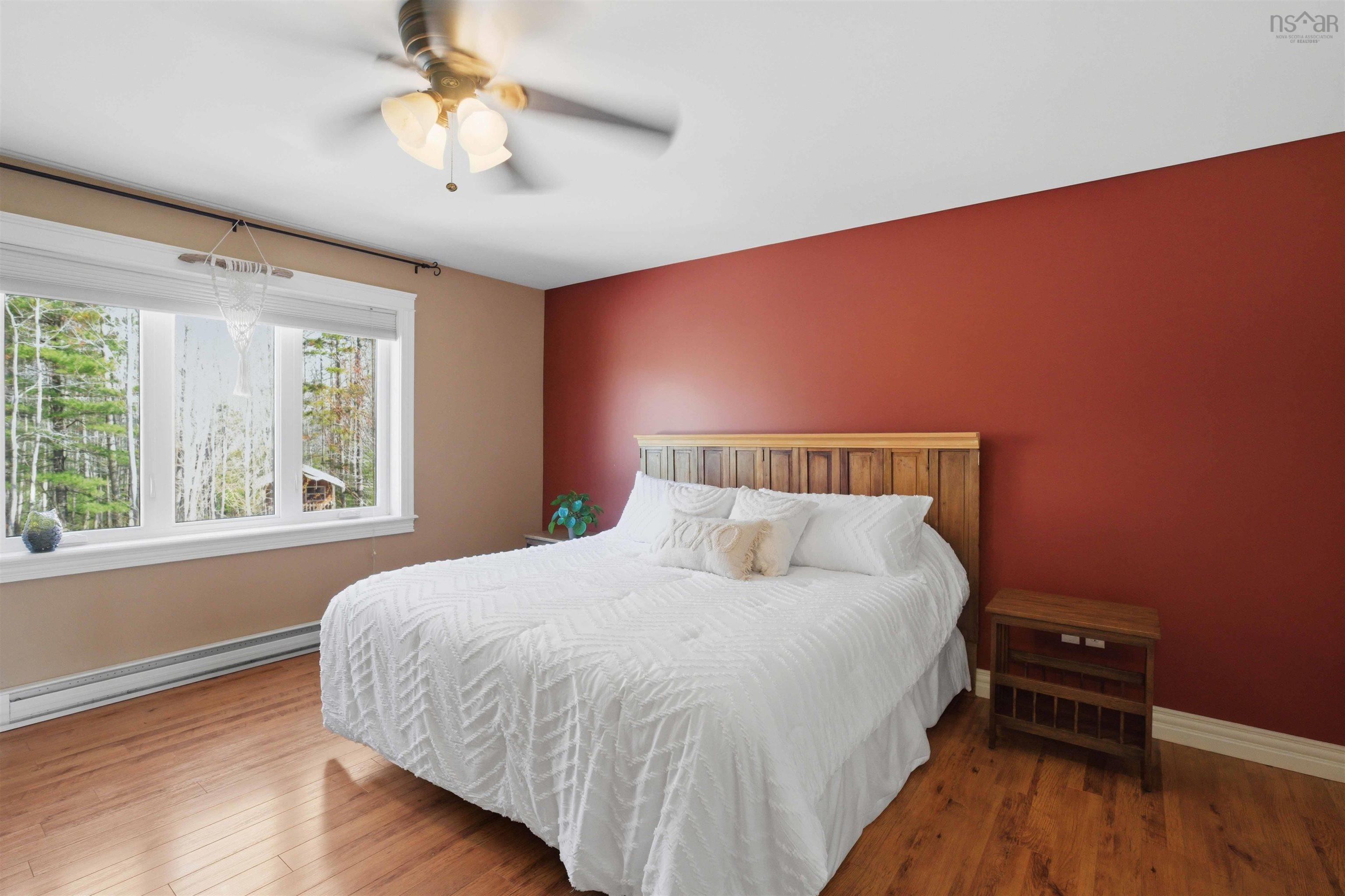 $574,900.00: 1853 Middle Road, Nictaux