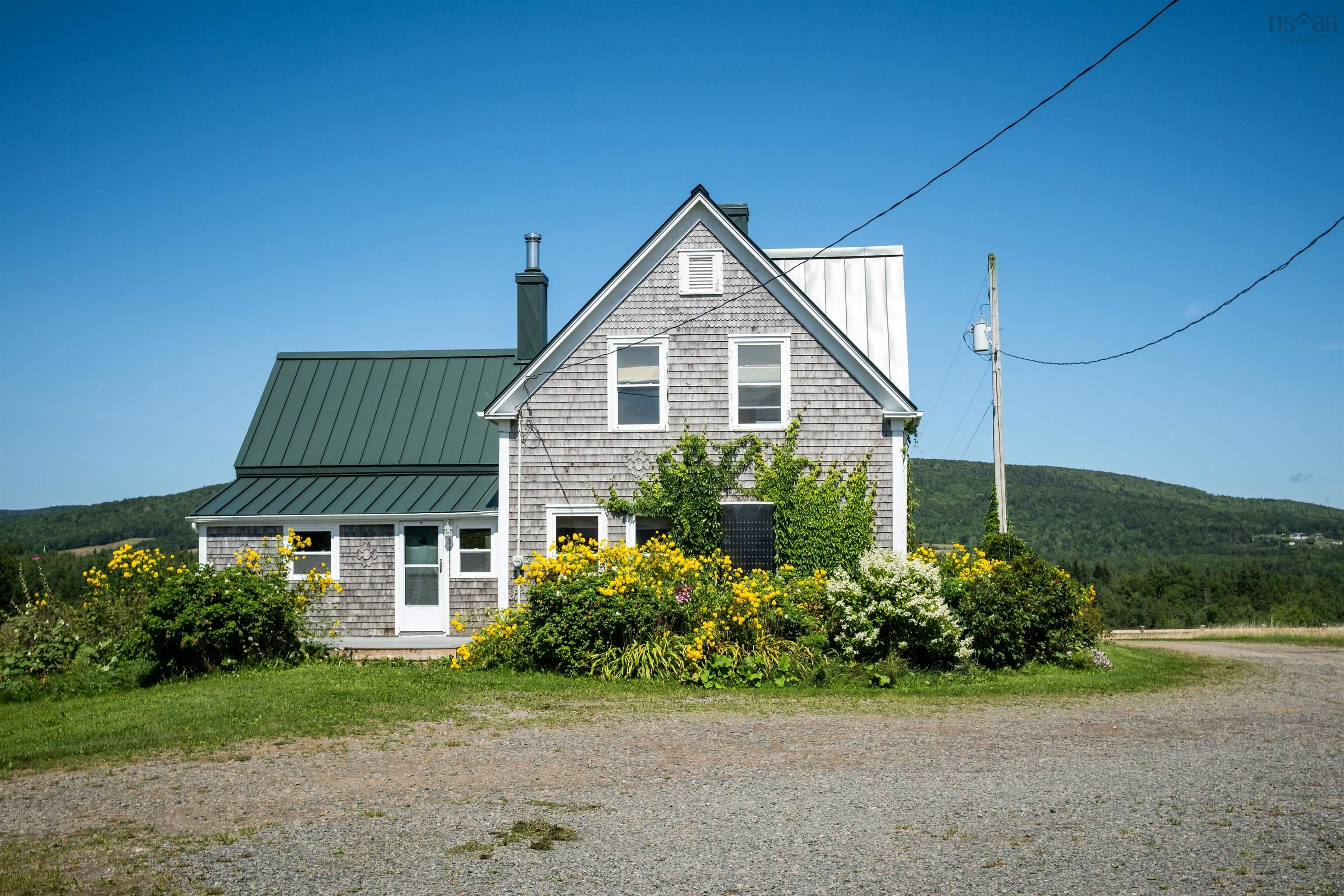 $970,000.00: 166 Rankinville Road, Mabou