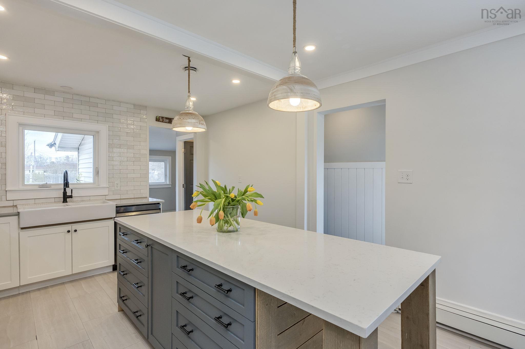 $460,000.00: 2486 Highway 1 Highway, Aylesford