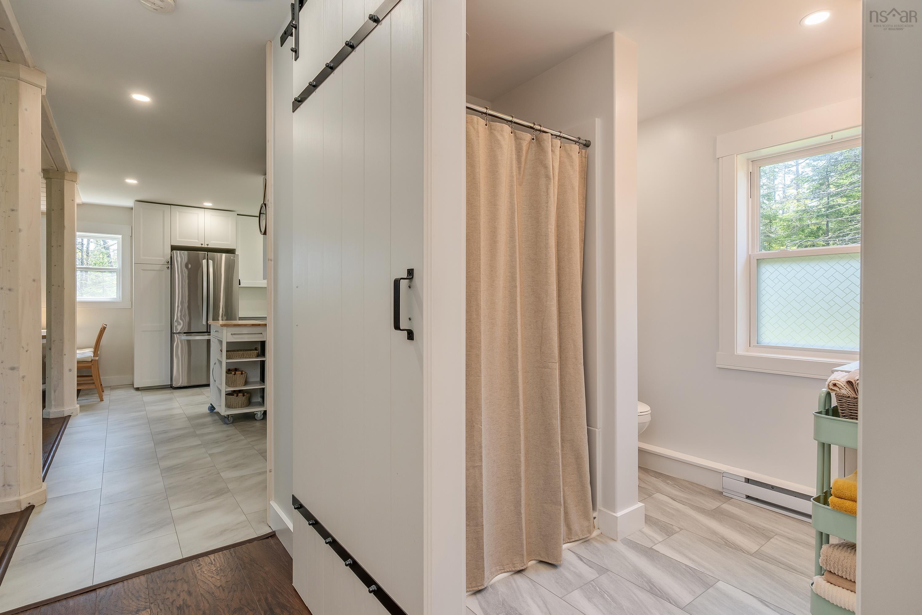 $299,900.00: 20 Howard Stevens Walk, Clam Harbour