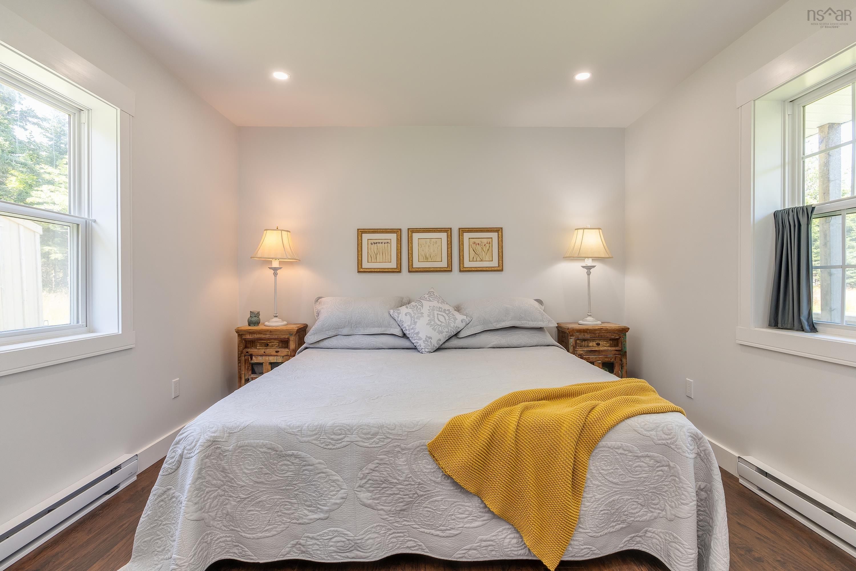 $299,900.00: 20 Howard Stevens Walk, Clam Harbour