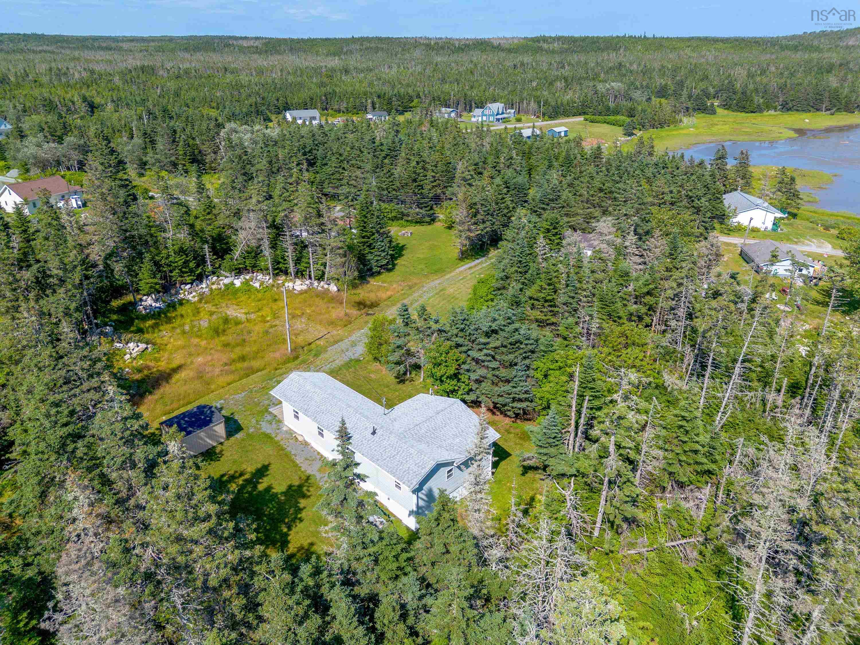 $299,900.00: 20 Howard Stevens Walk, Clam Harbour