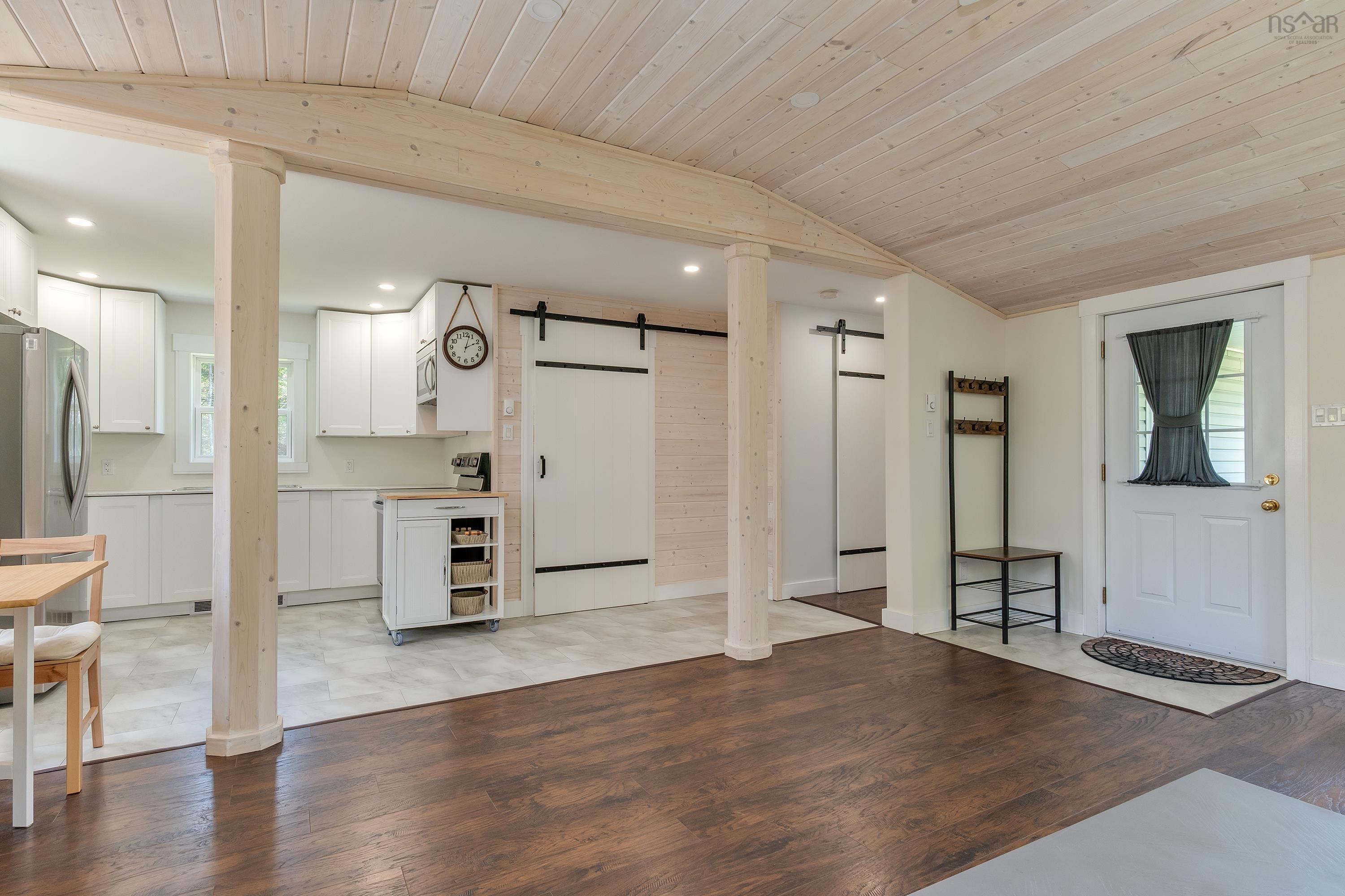 $299,900.00: 20 Howard Stevens Walk, Clam Harbour