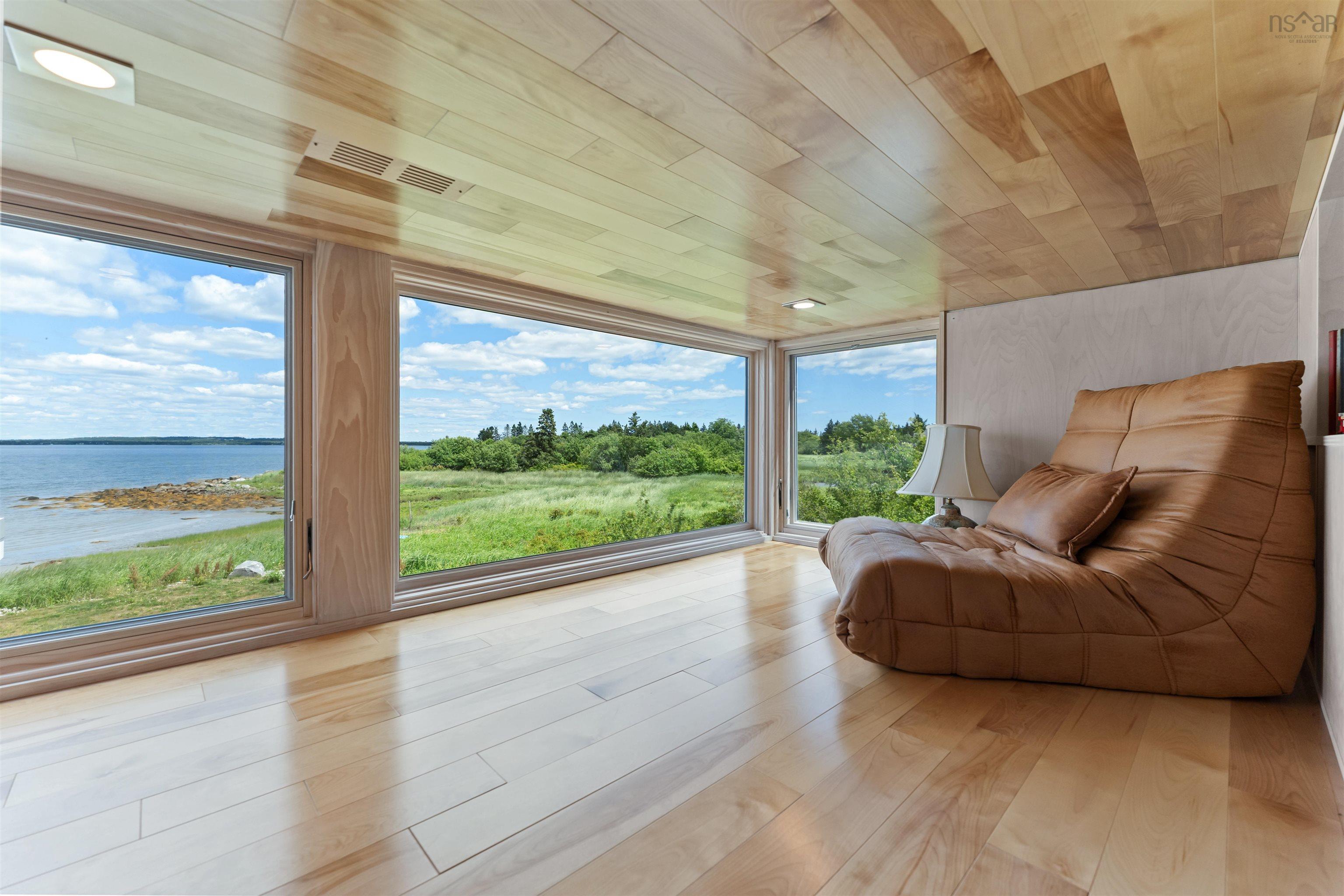 $950,000.00: 325 Long Cove Road, Port Medway