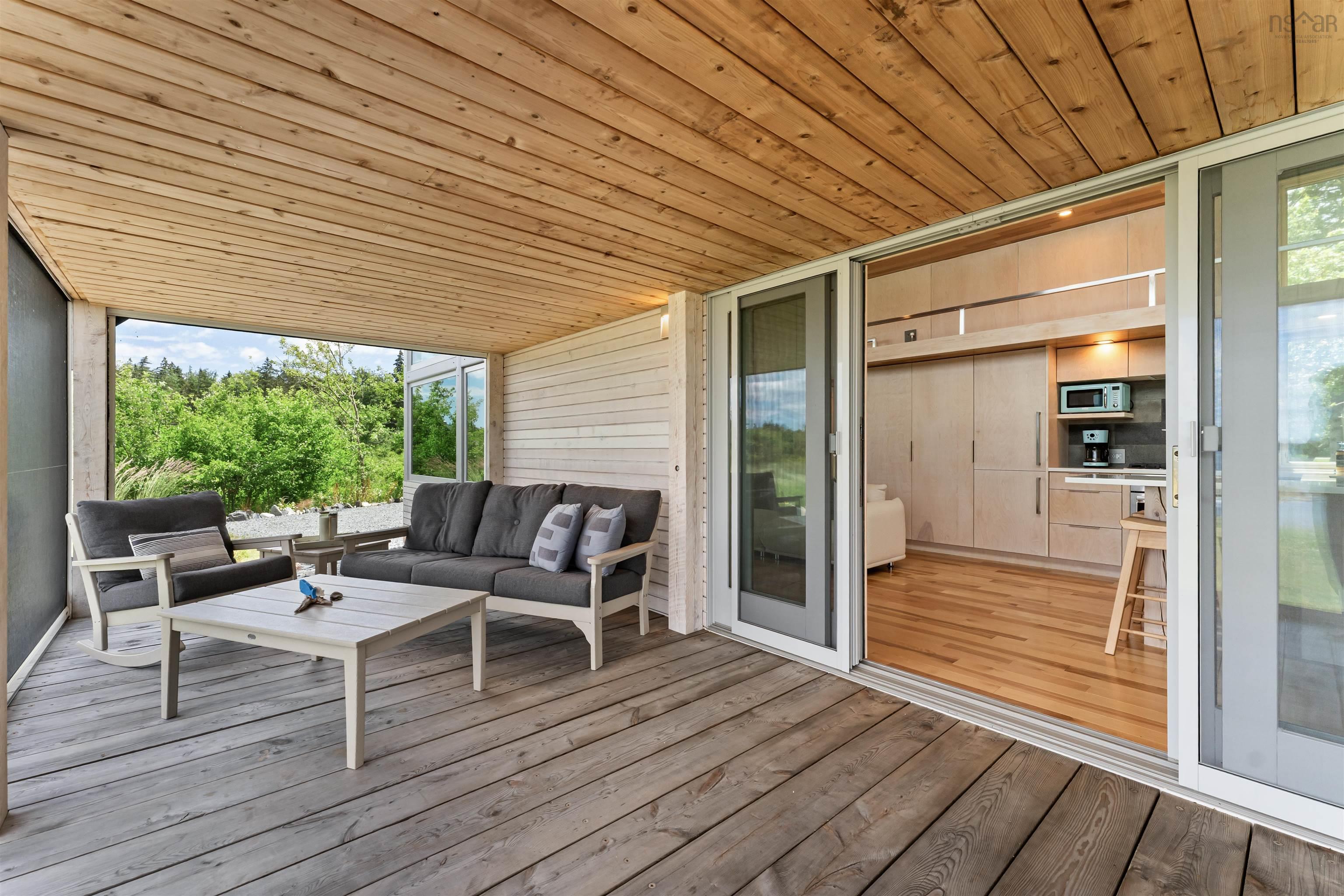 $950,000.00: 325 Long Cove Road, Port Medway