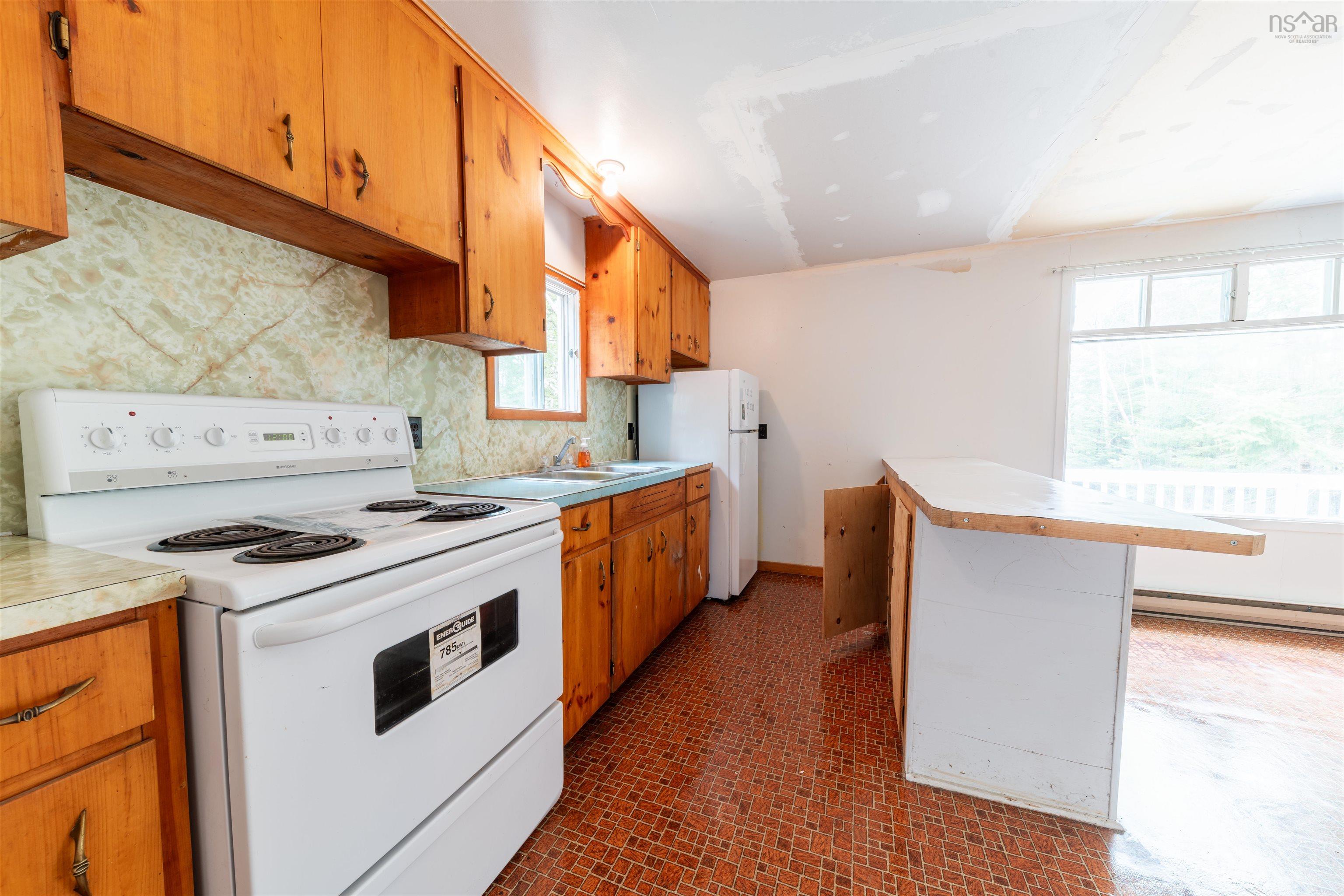 $425,000.00: 2895 Highway 3, East Chester