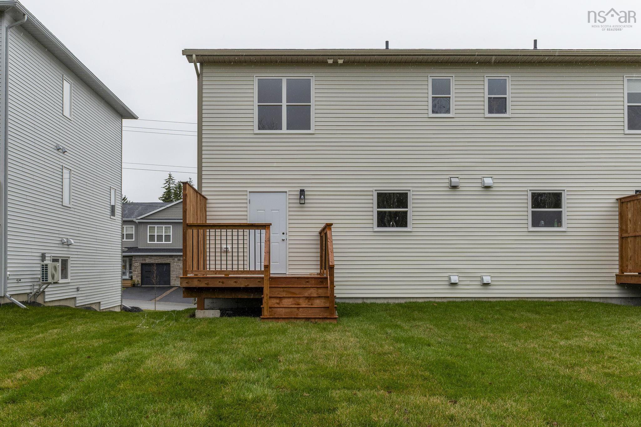 $639,900.00: SMD-3B 28 Simona Drive, Dartmouth