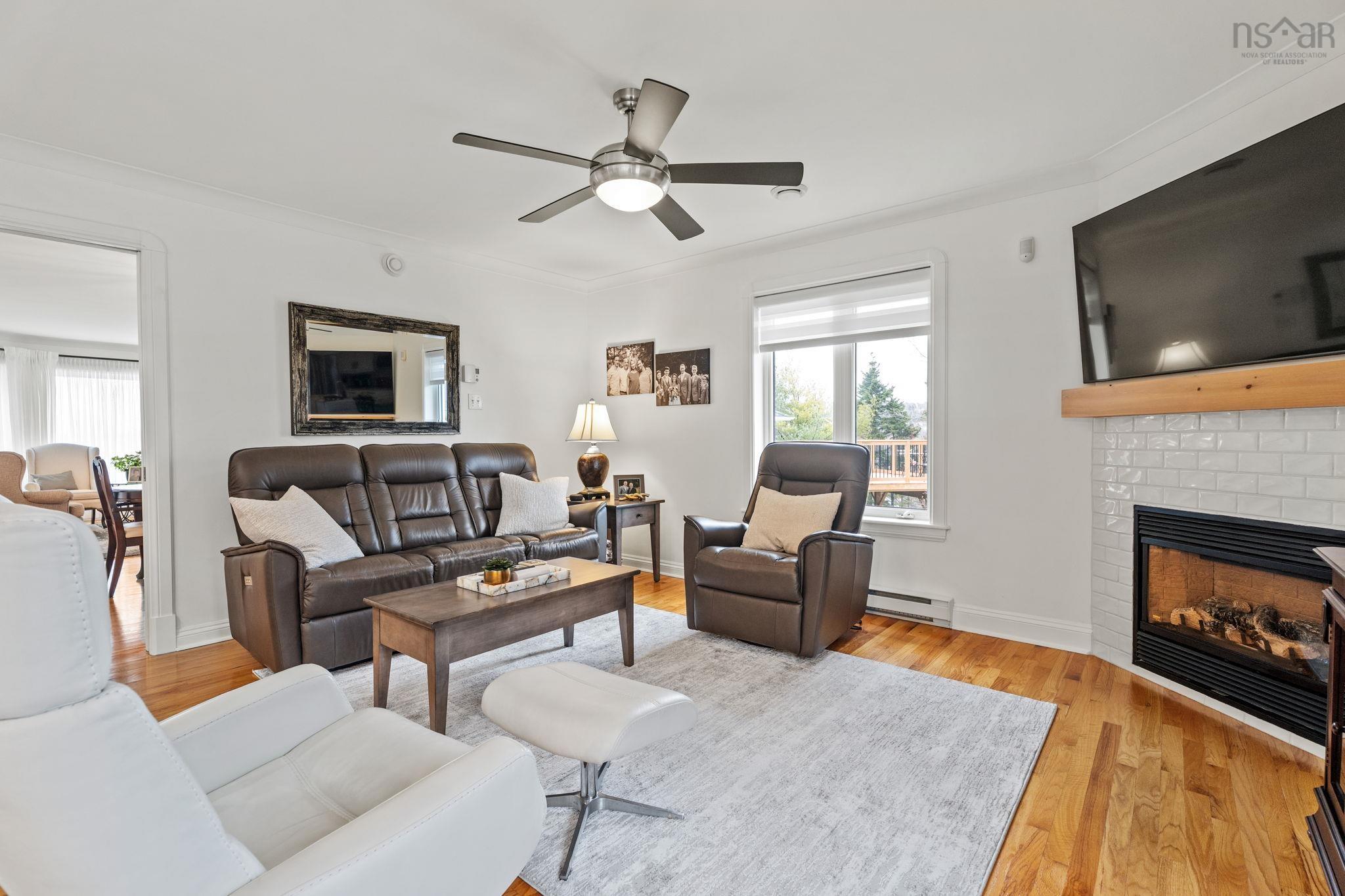 $809,900.00: 9 Rosewood Court, Dartmouth