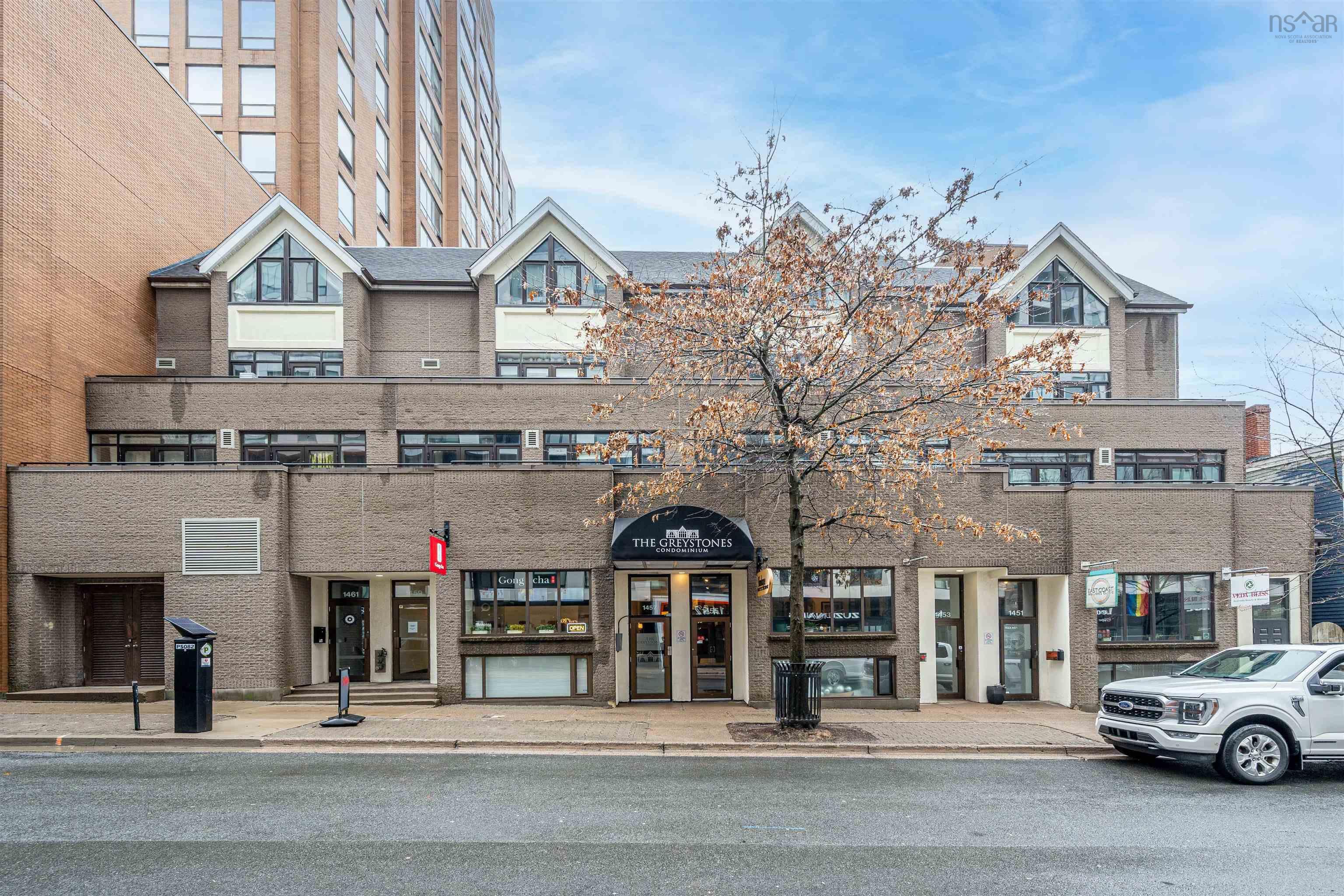 $550,000.00: 1002 1454 Dresden Row, Halifax