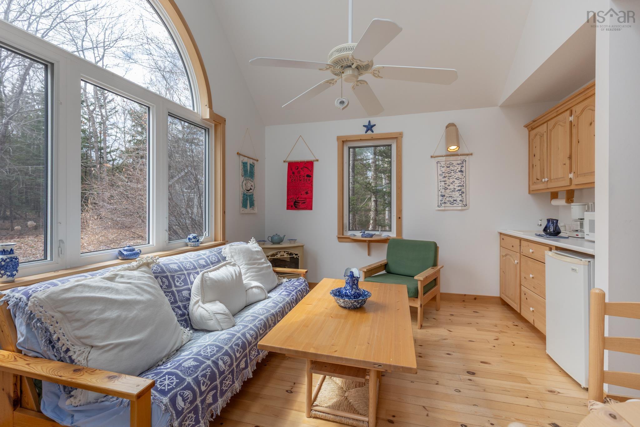$395,000.00: 81 Chemin Des Bouleaux, Sluice Point