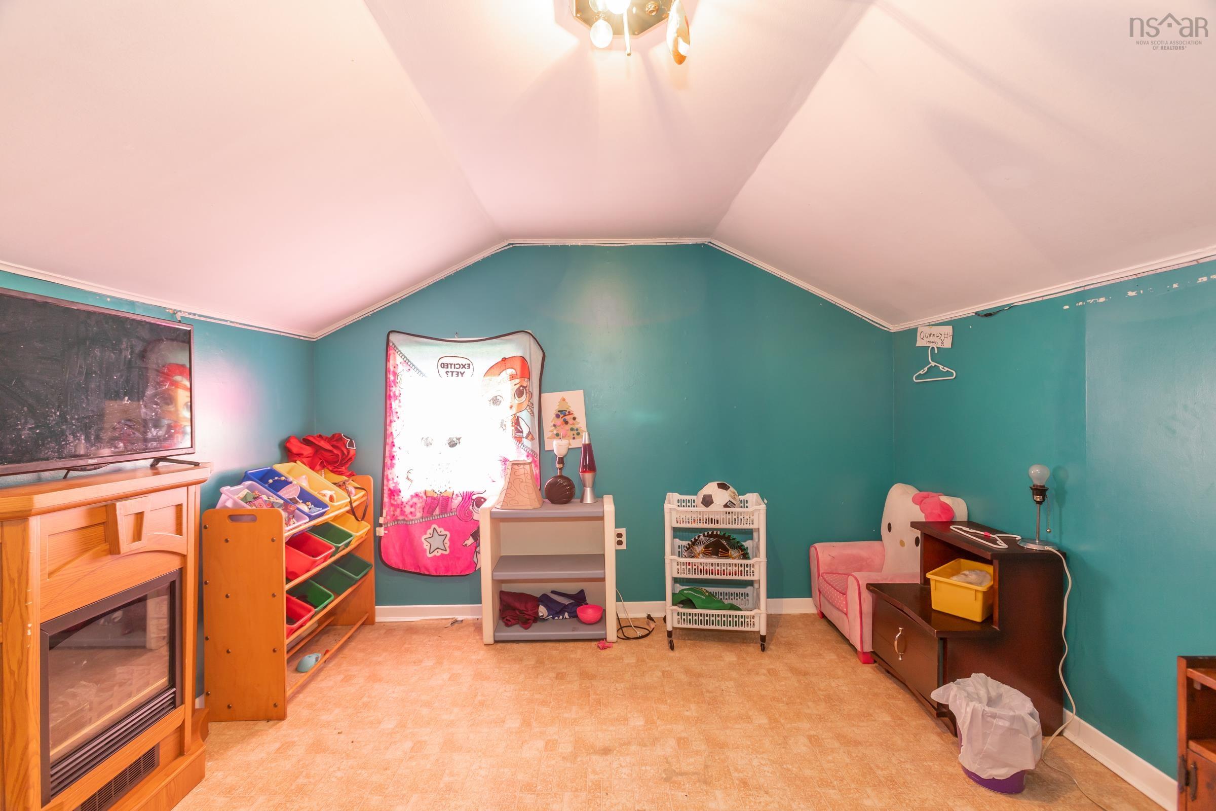 $299,000.00: 30 Common Cross Road, Saulnierville
