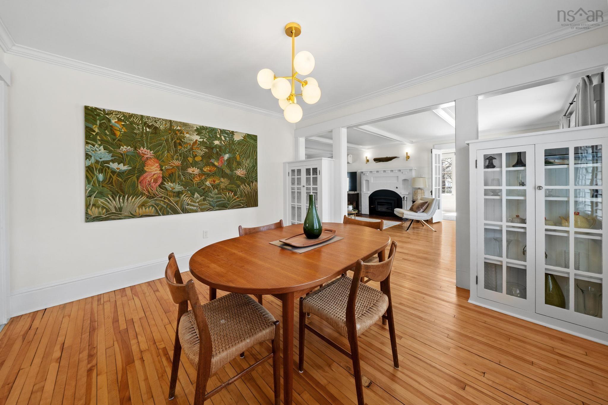 $649,900.00: 6 Oakdene Avenue, Kentville