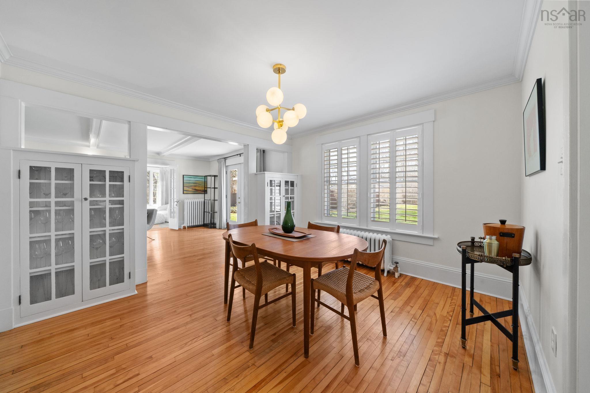 $649,900.00: 6 Oakdene Avenue, Kentville