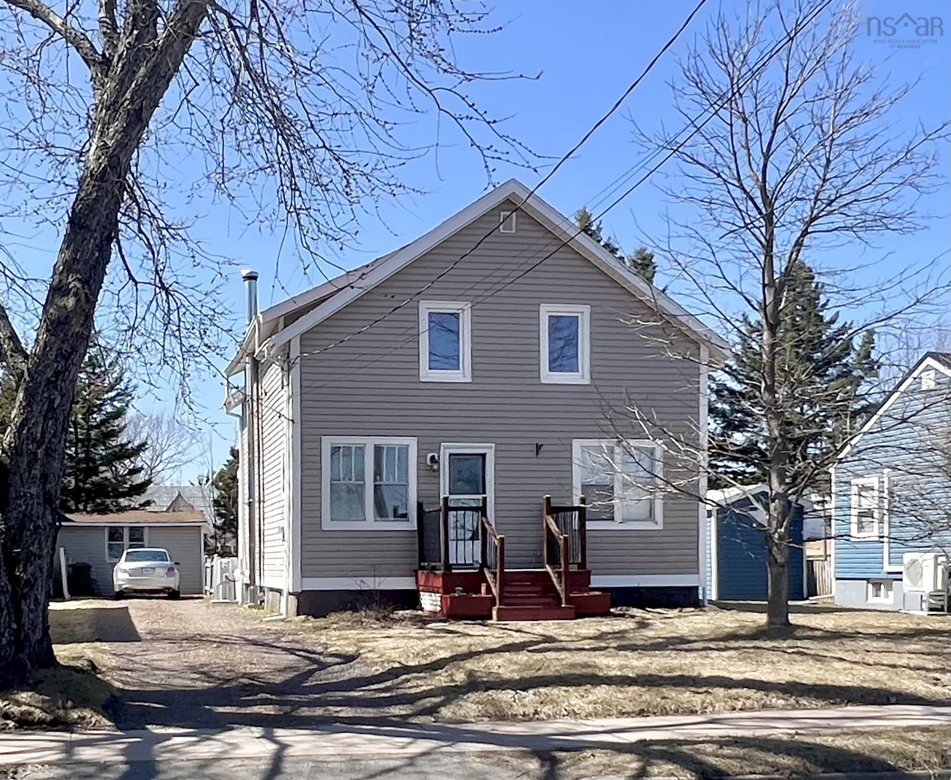 $285,000.00: 166 North Foord Street, Stellarton