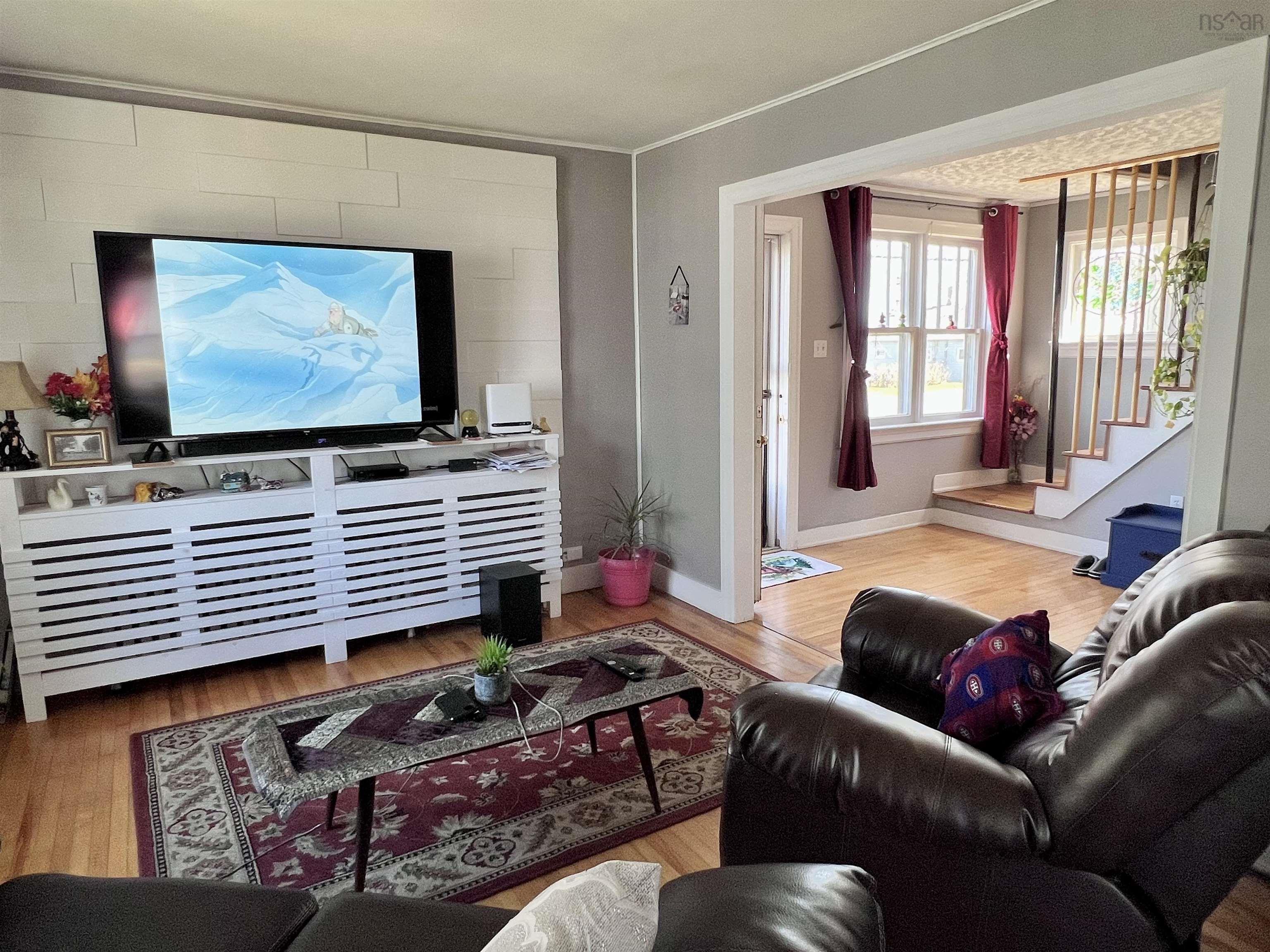 $285,000.00: 166 North Foord Street, Stellarton