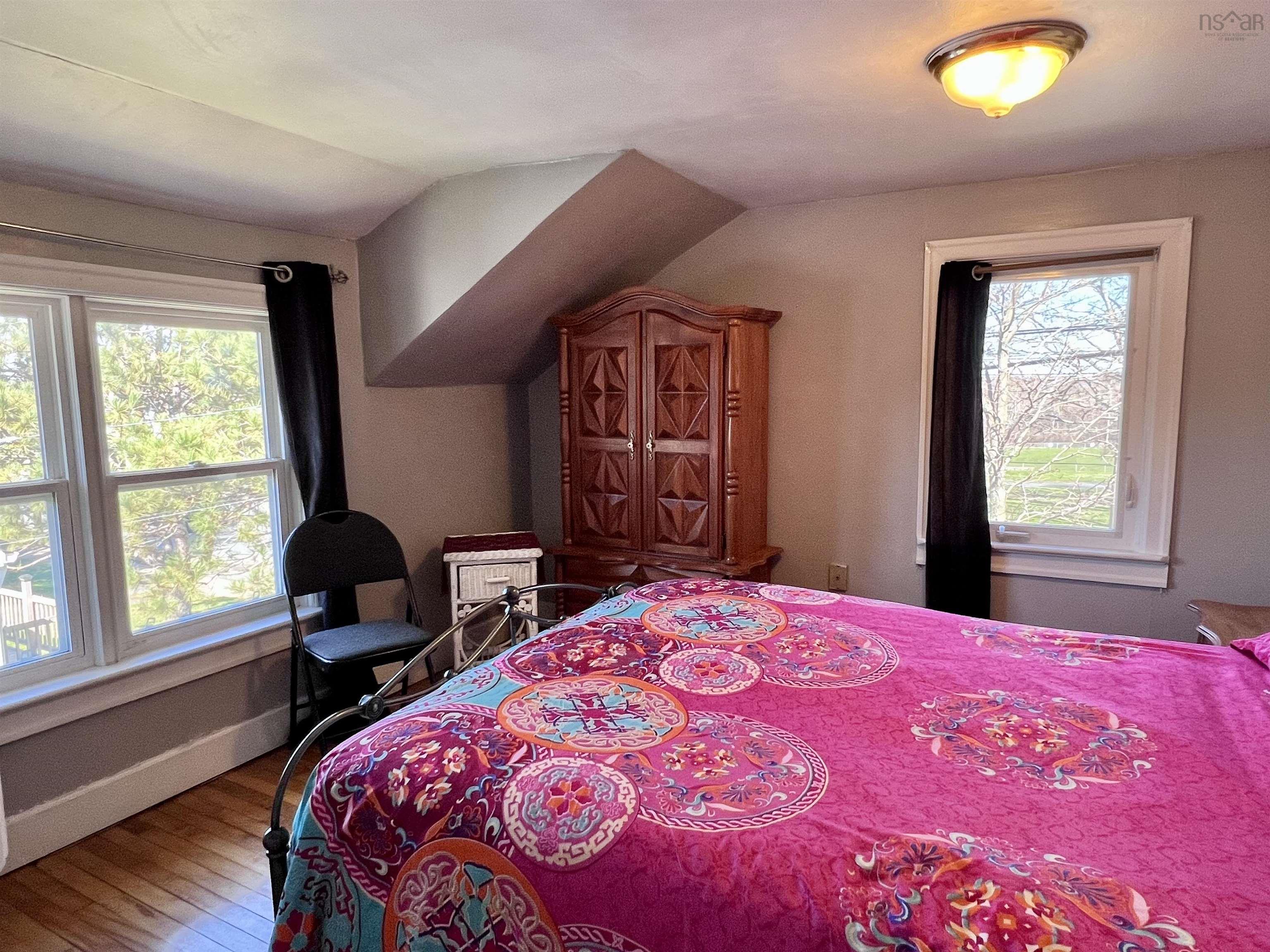 $285,000.00: 166 North Foord Street, Stellarton