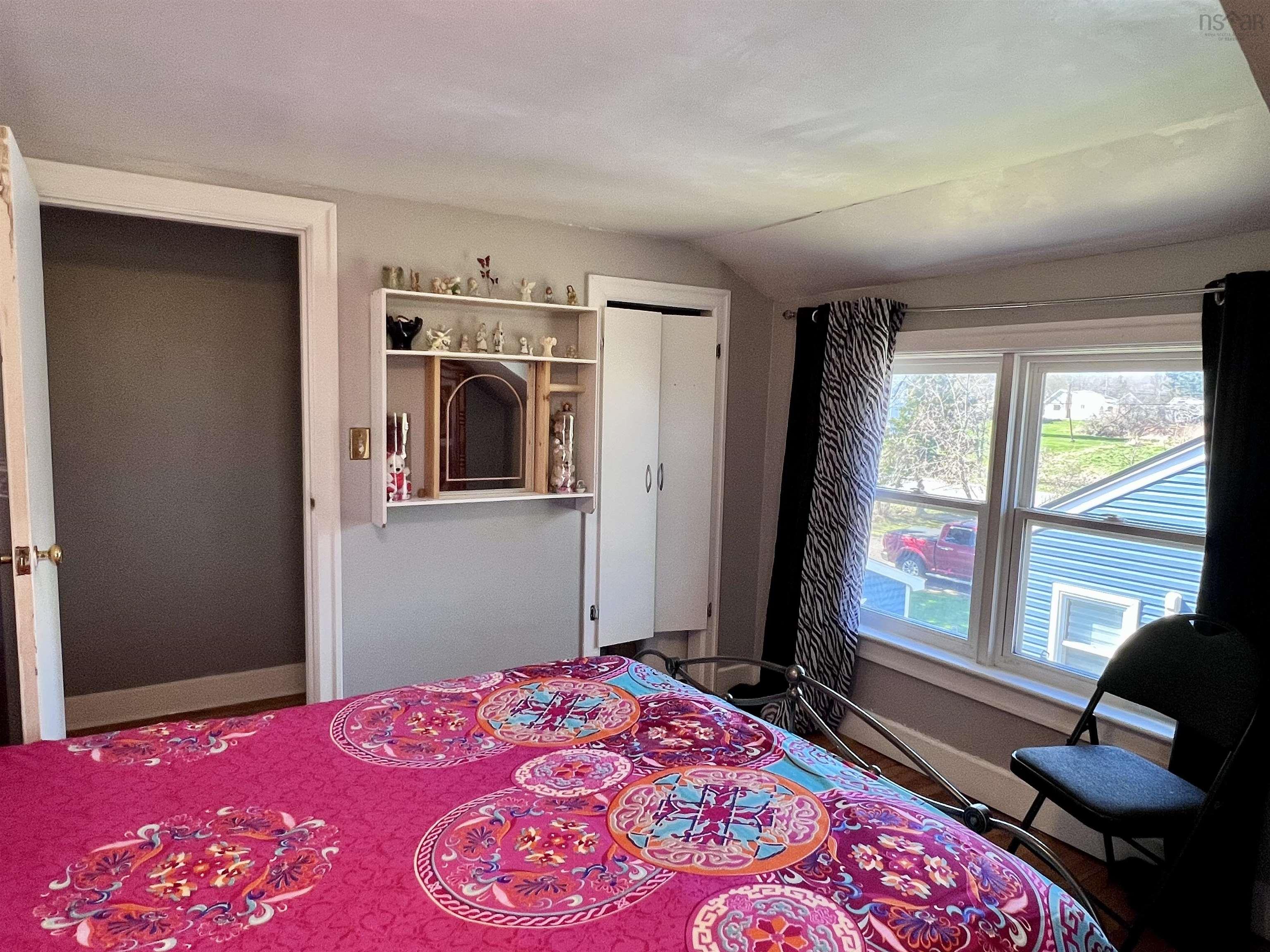 $285,000.00: 166 North Foord Street, Stellarton
