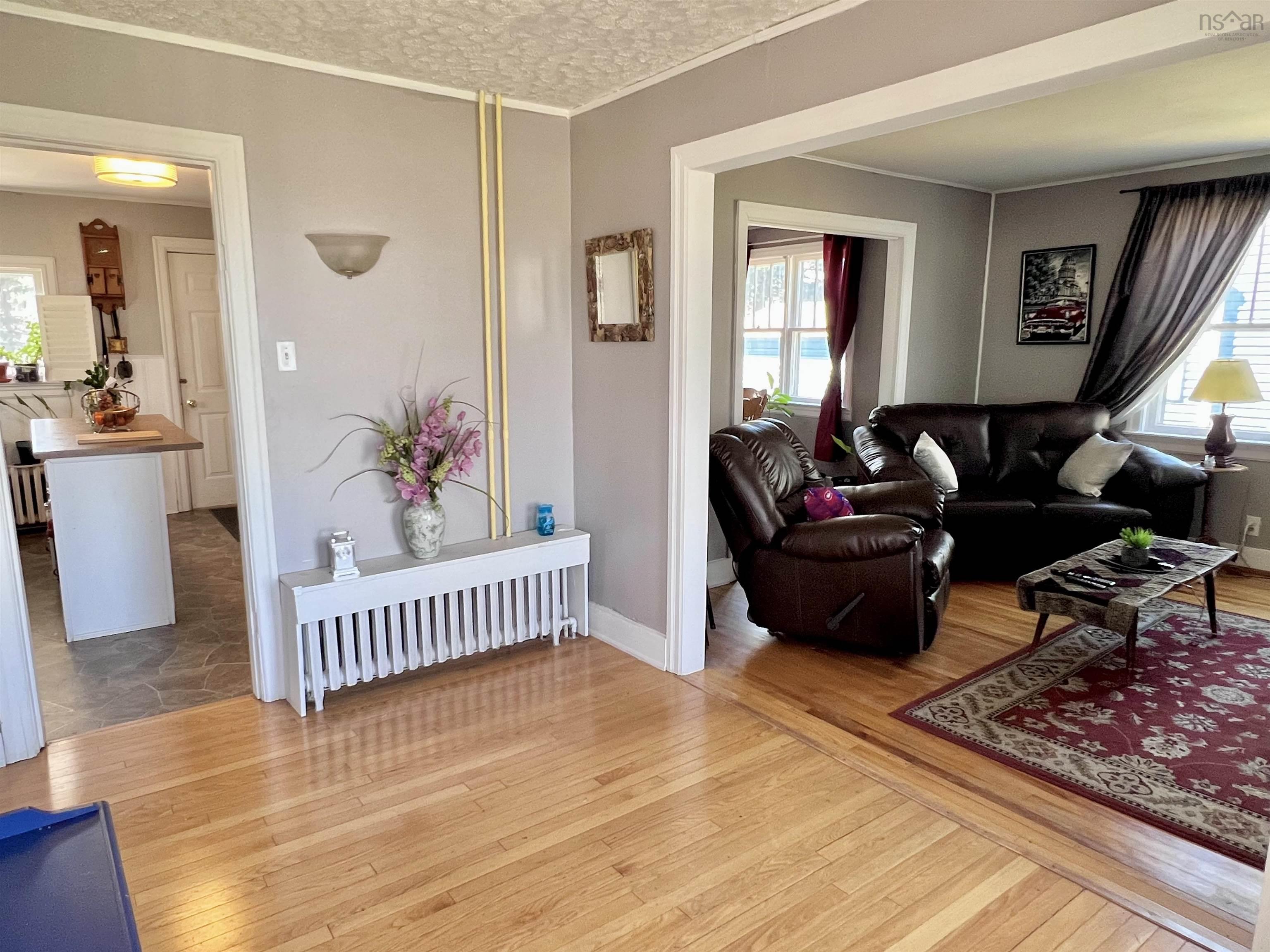 $285,000.00: 166 North Foord Street, Stellarton