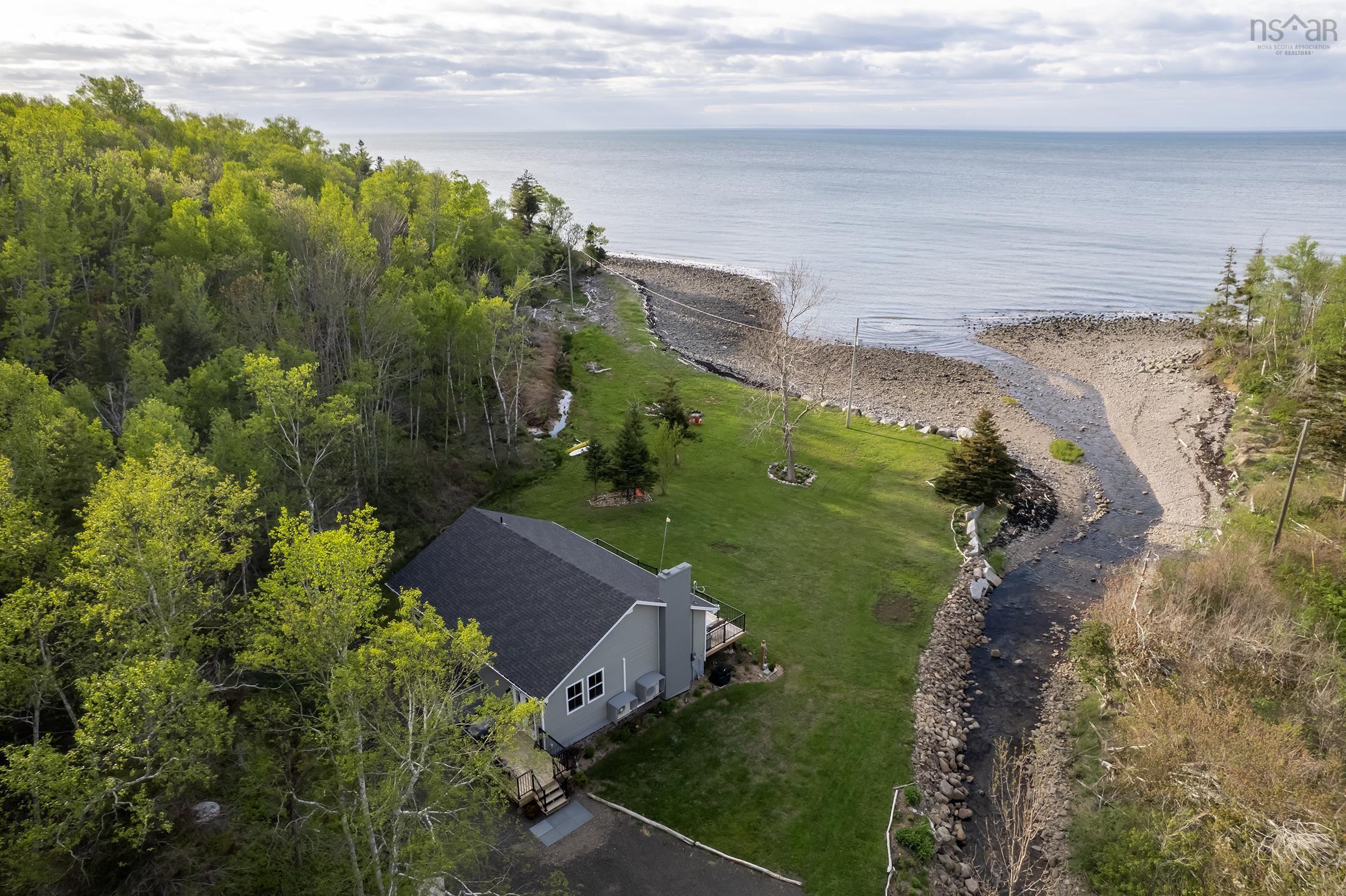 $774,900.00: 7993 Shore Road W, Hampton