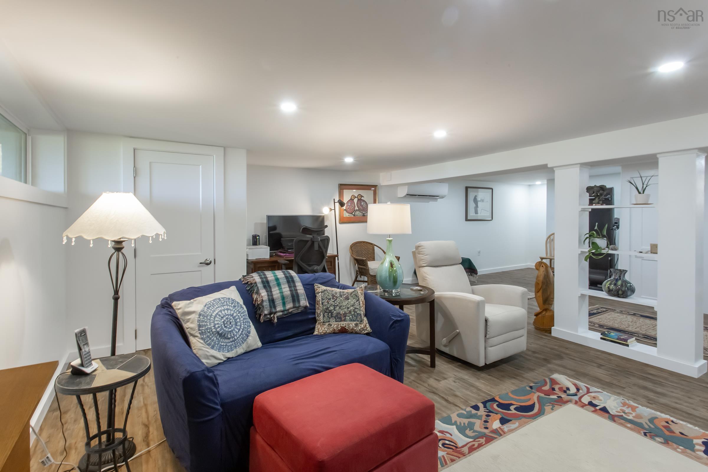 $774,900.00: 7993 Shore Road W, Hampton