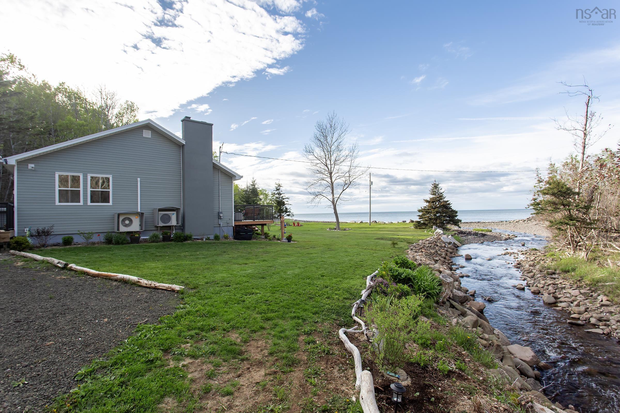 $774,900.00: 7993 Shore Road W, Hampton