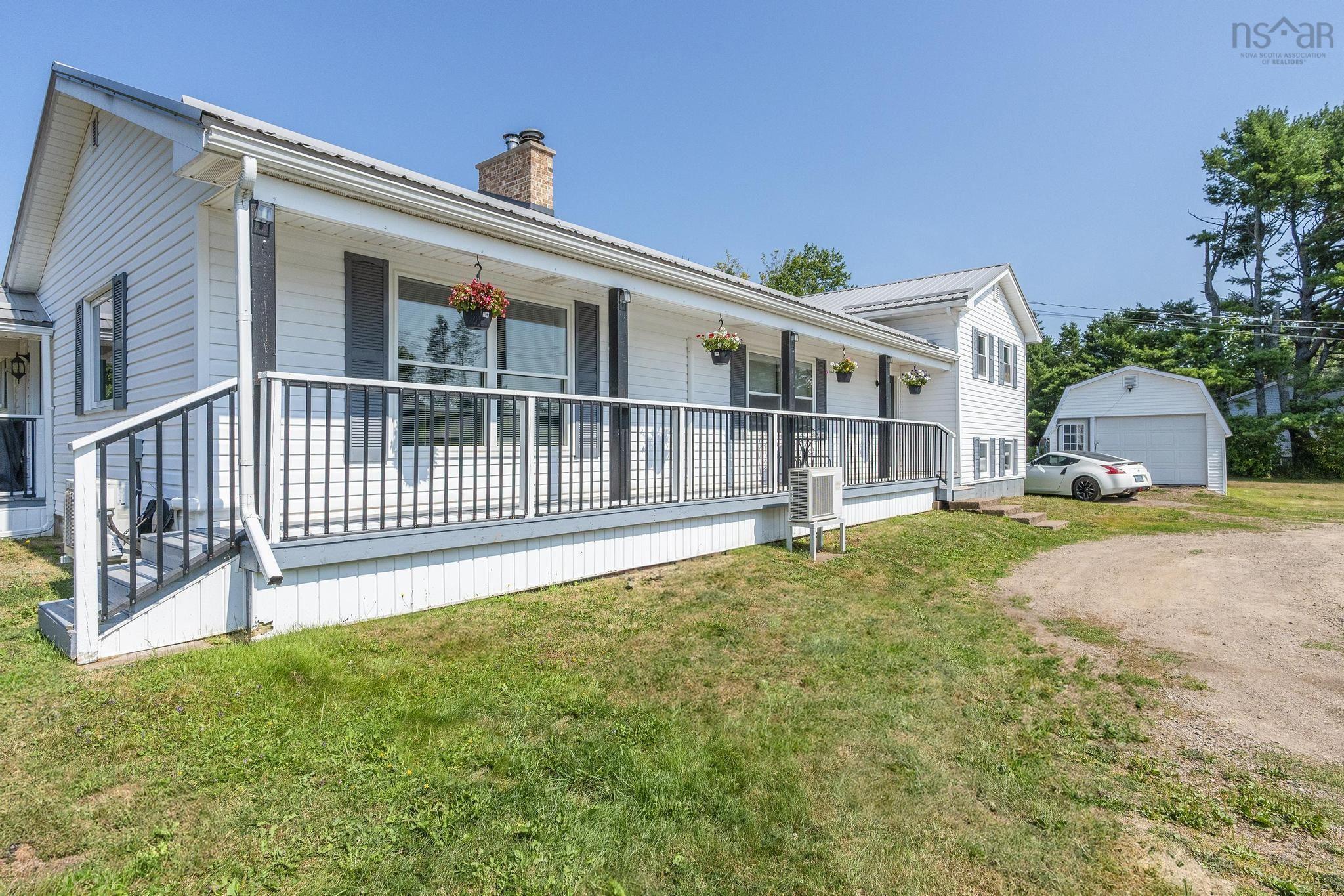 $699,900.00: 536 Salmon River Road, Salmon River