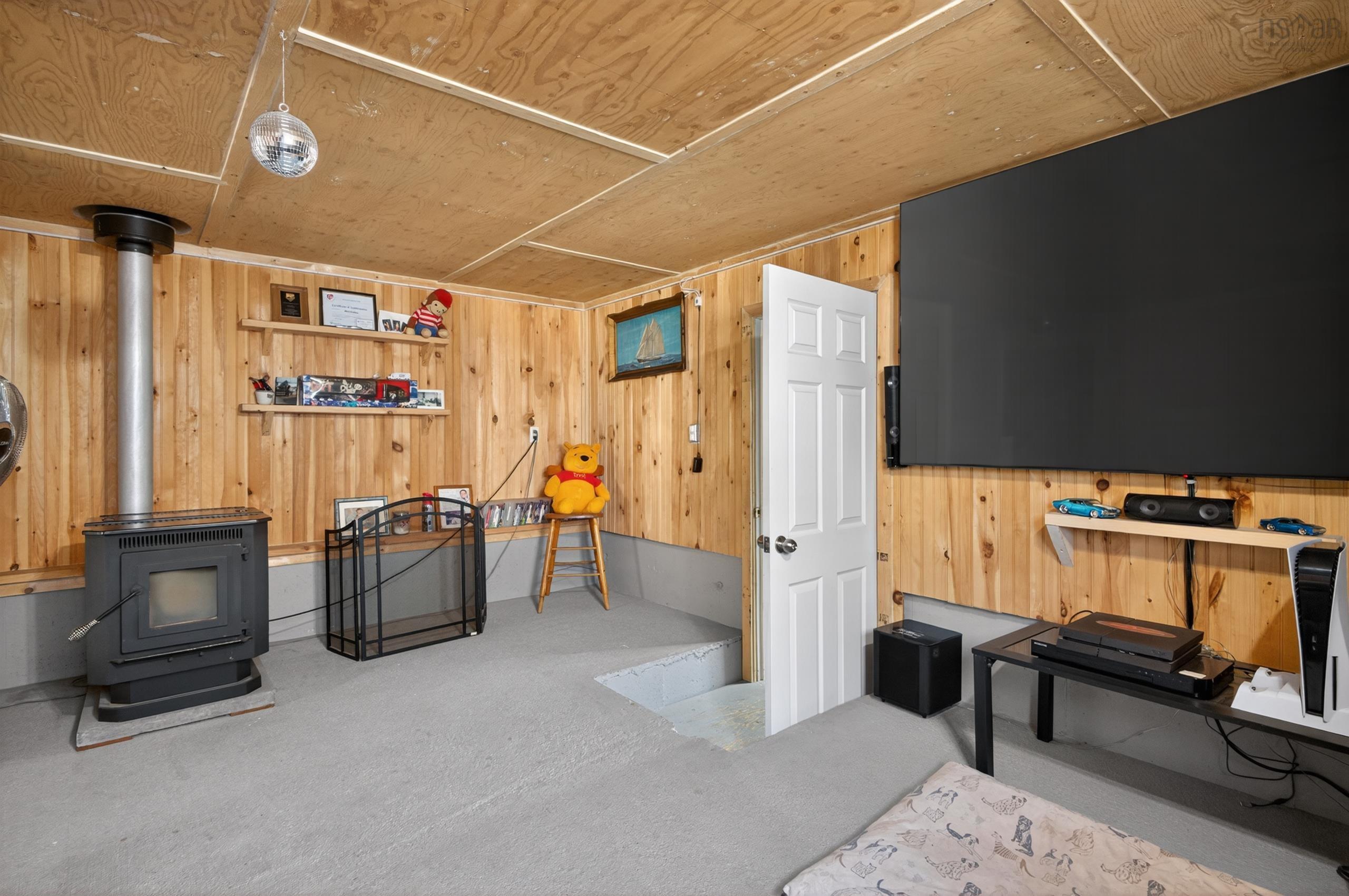 $699,900.00: 536 Salmon River Road, Salmon River