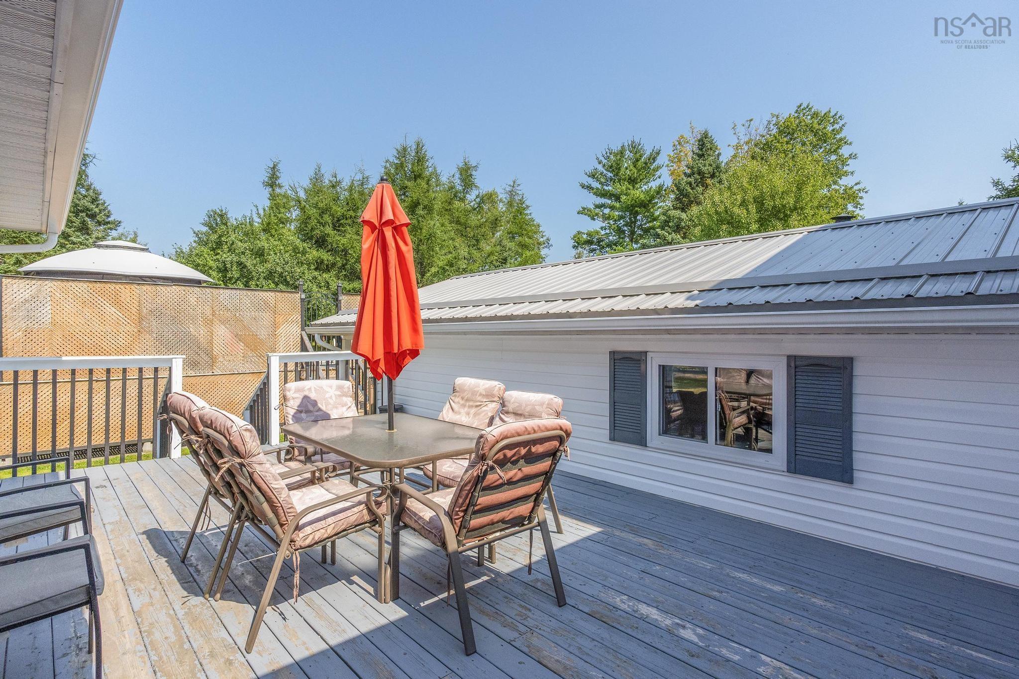 $699,900.00: 536 Salmon River Road, Salmon River